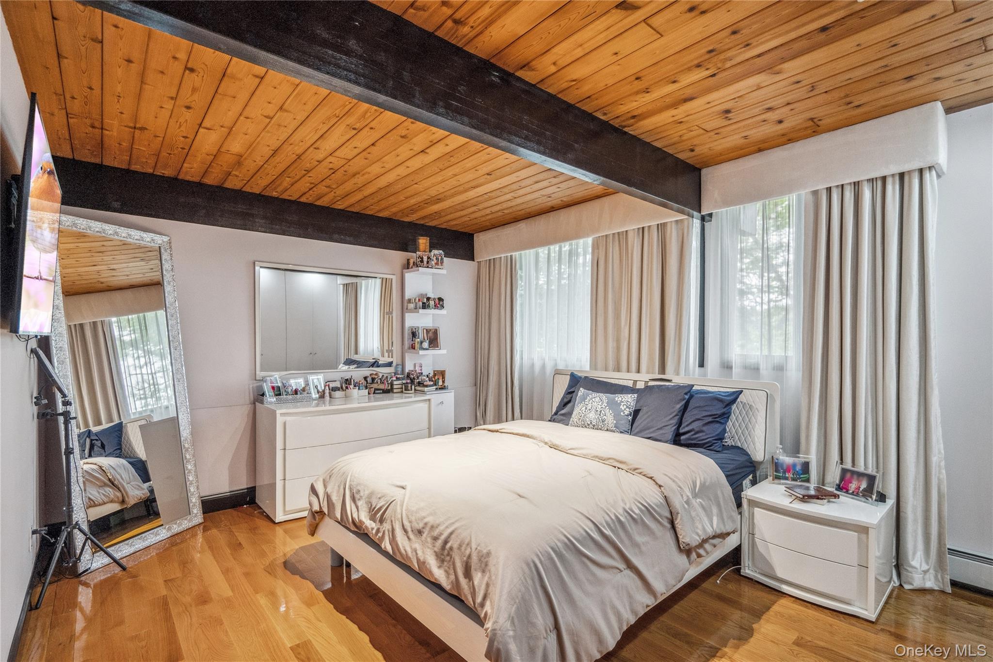 27 Parkway Drive Property Photo 14