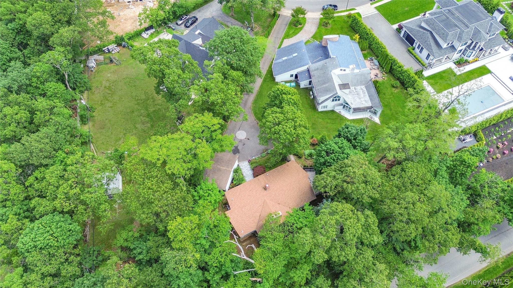 27 Parkway Drive Property Photo 19