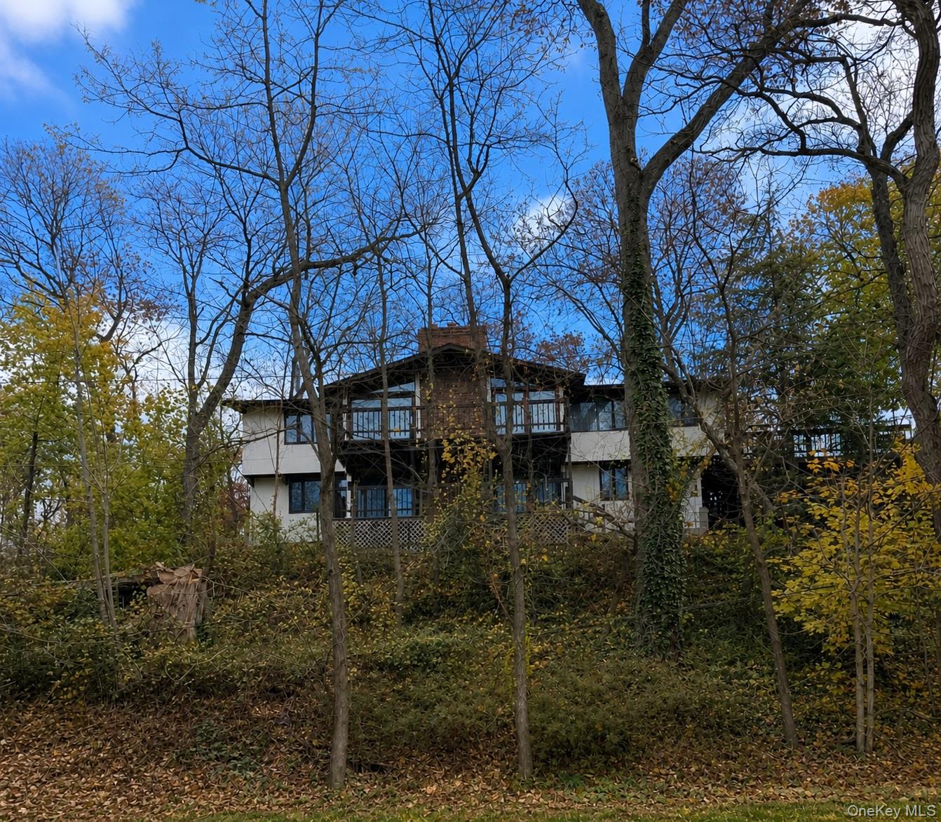 27 Parkway Drive Property Photo 21