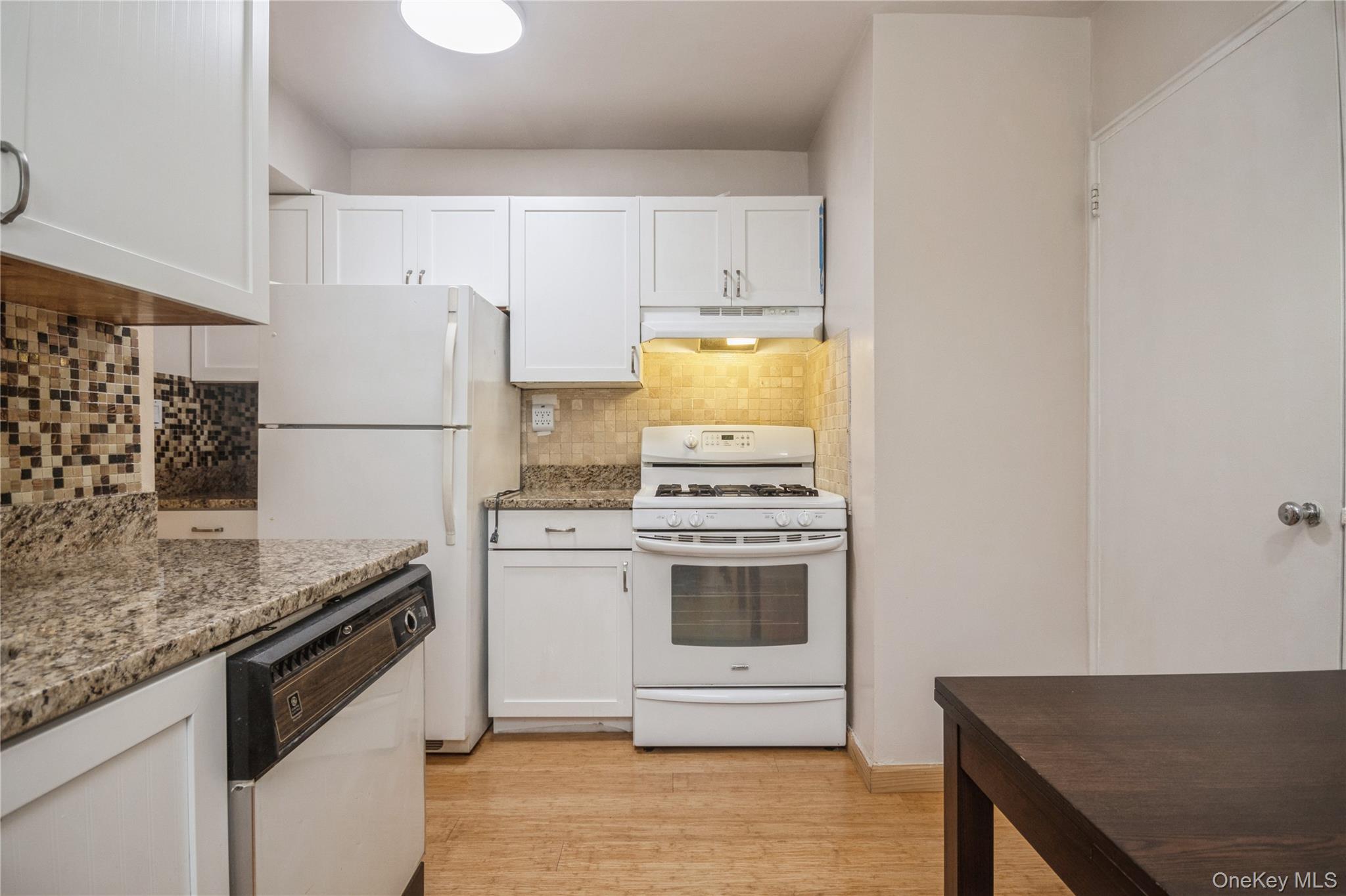 4 Sadore Lane 3e Property Photo 10