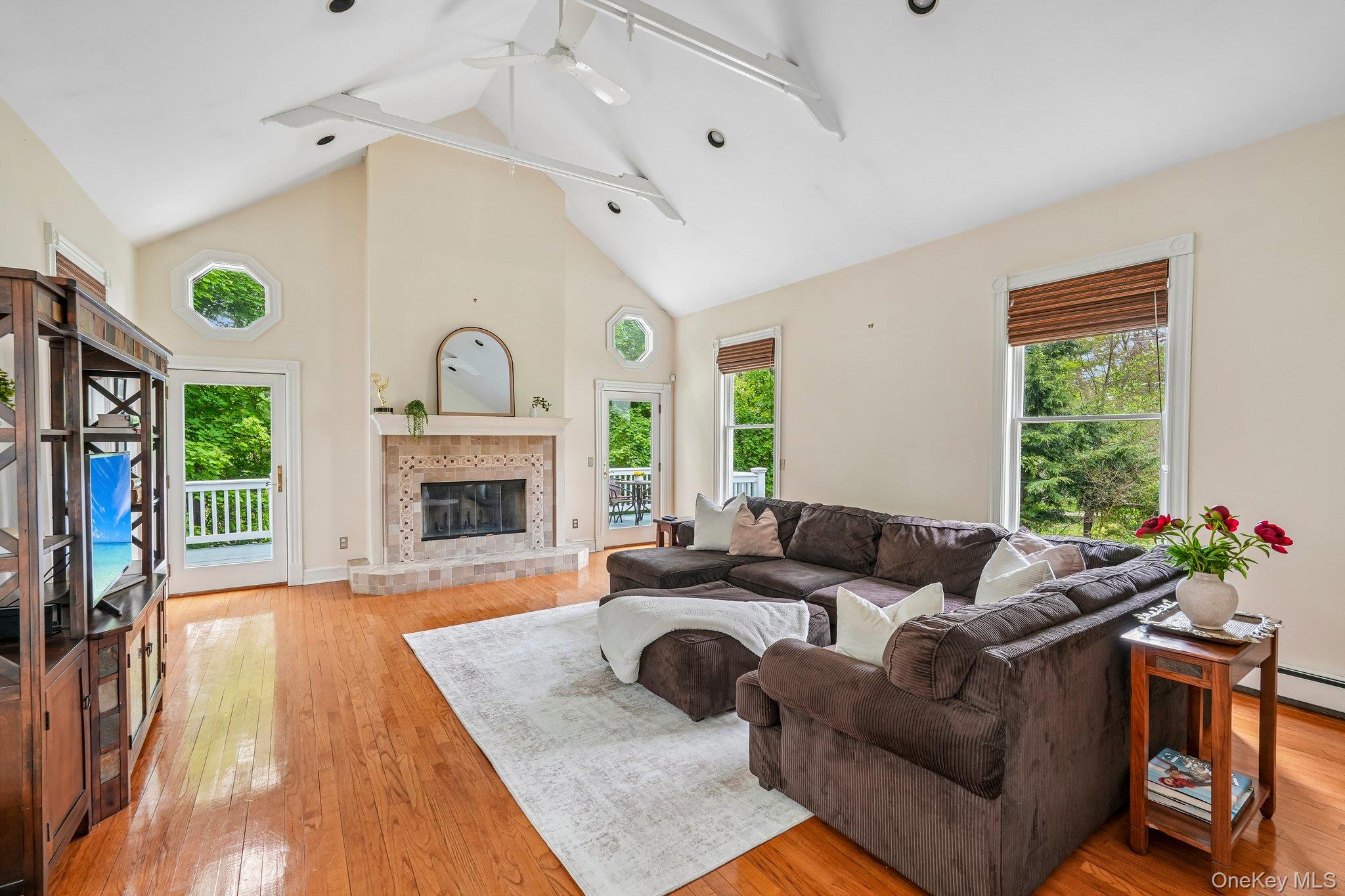 54 Hillside Avenue Property Photo 14