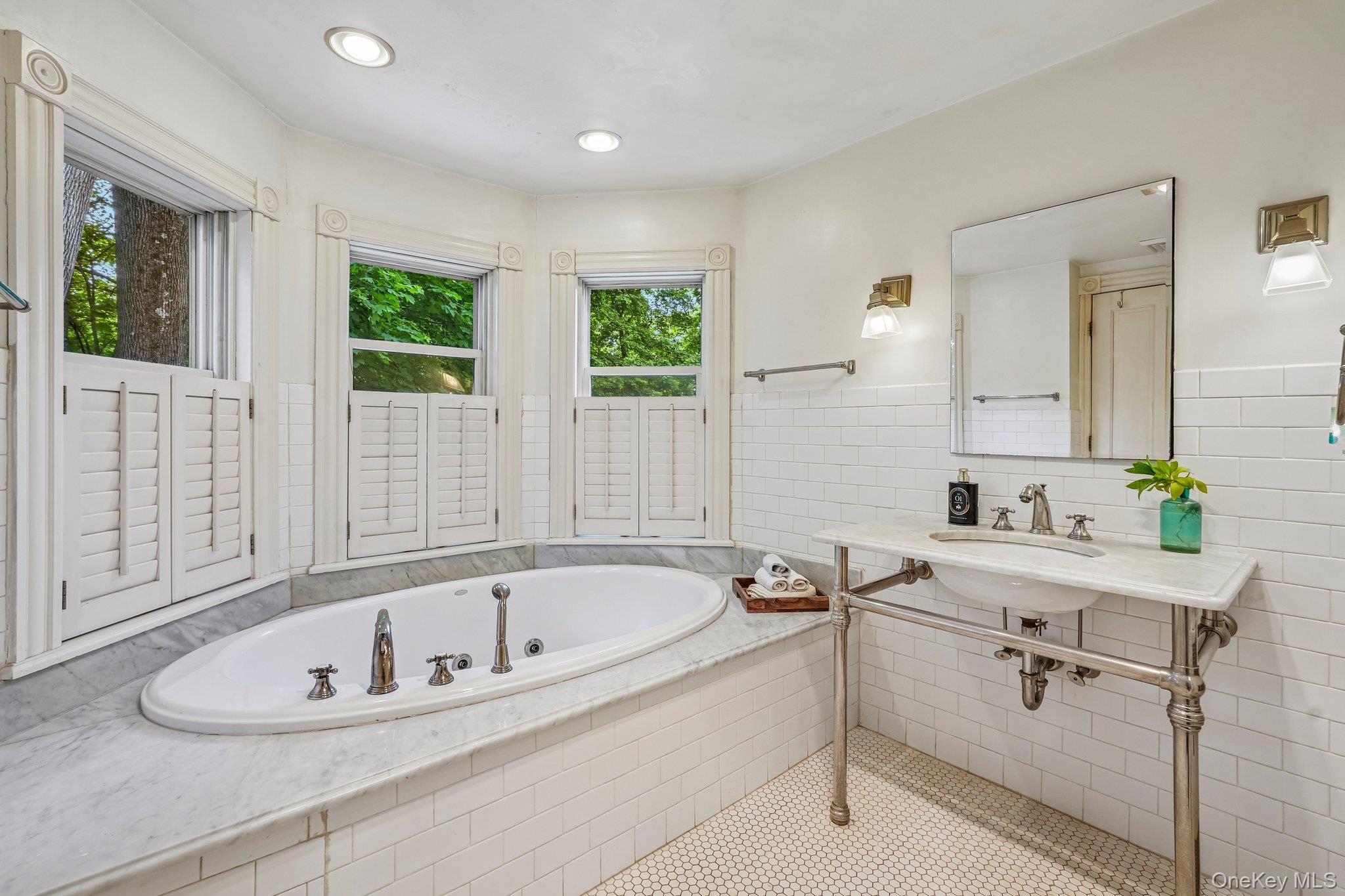 54 Hillside Avenue Property Photo 21