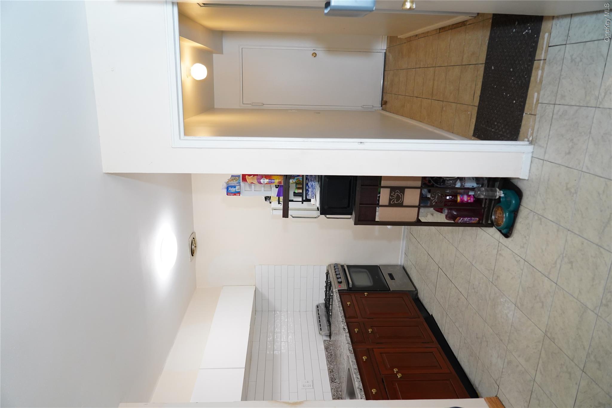 9720 88th Street Property Photo 5