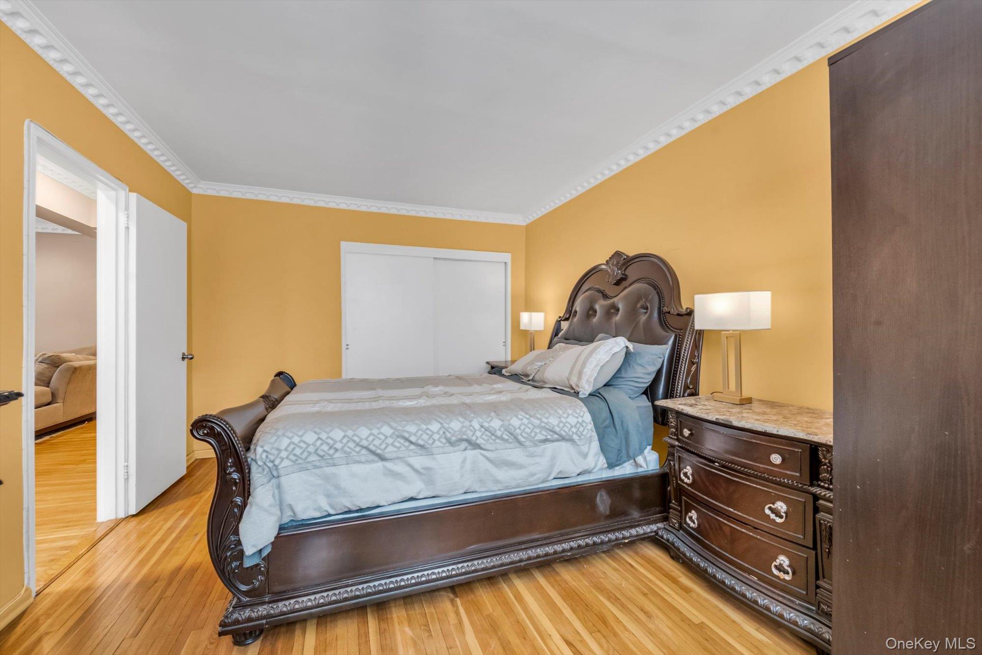 100-25 Queens Boulevard 6e Property Photo 11