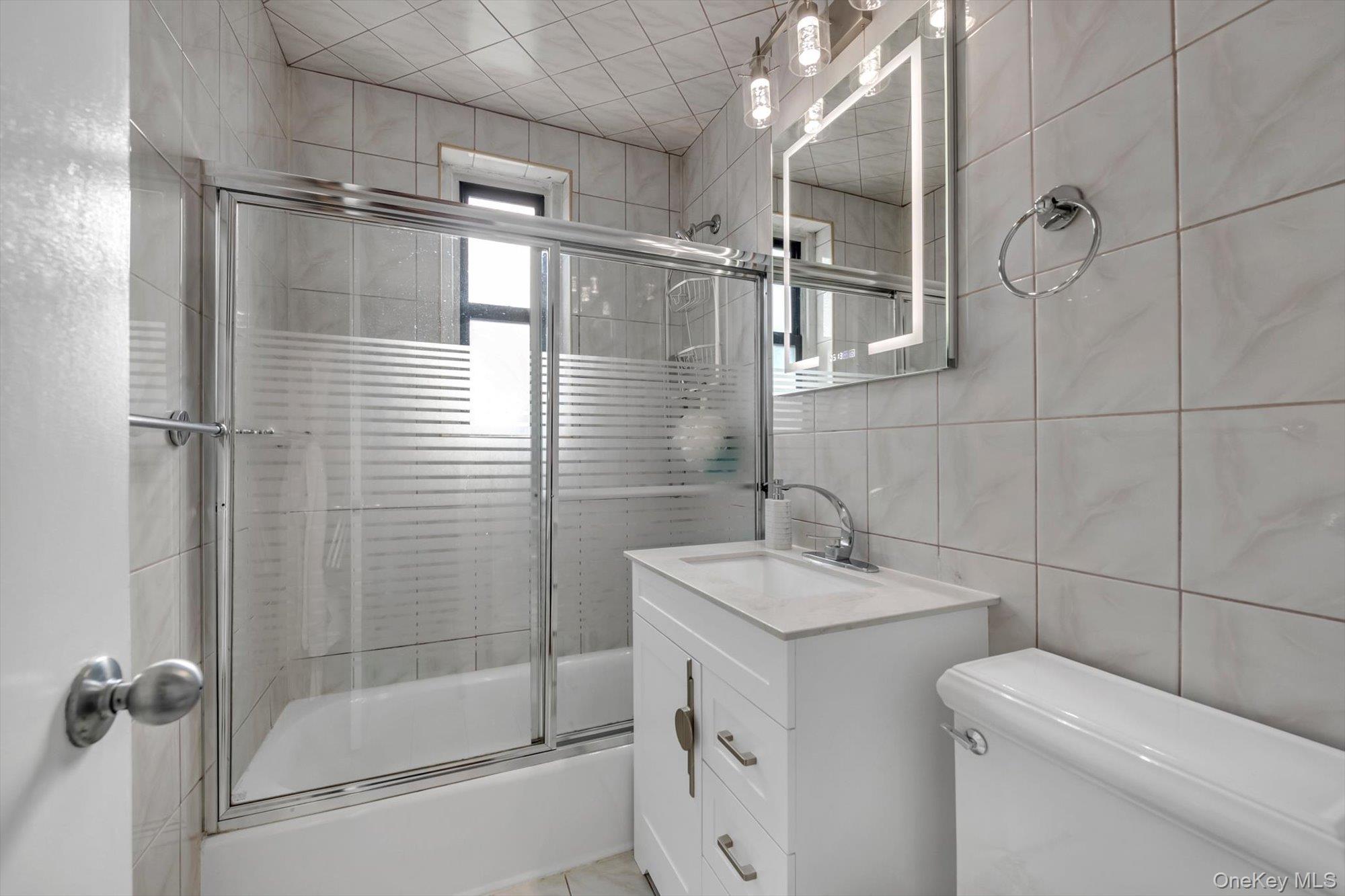 100-25 Queens Boulevard 6e Property Photo 13