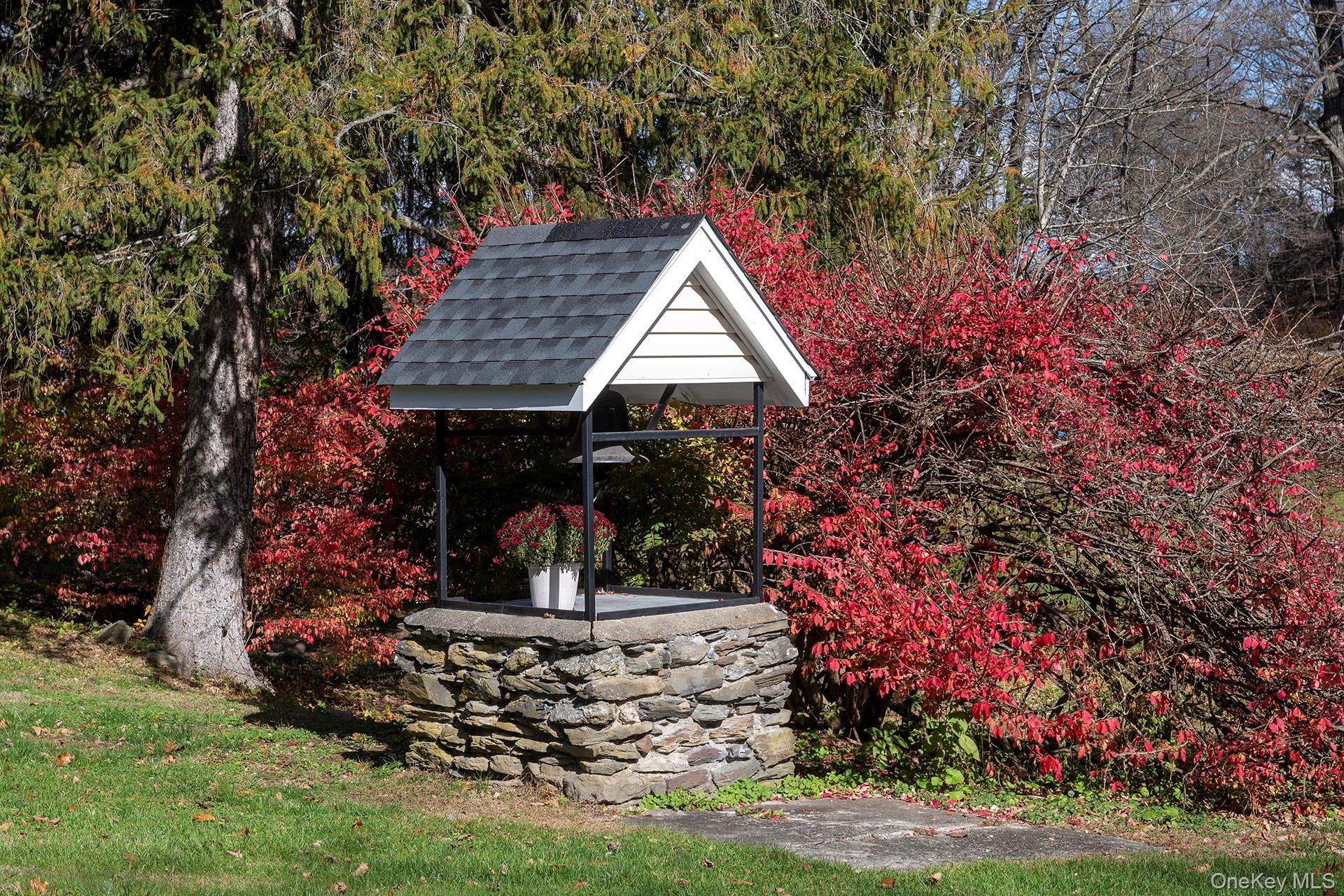 145 Drake Road Property Photo 28
