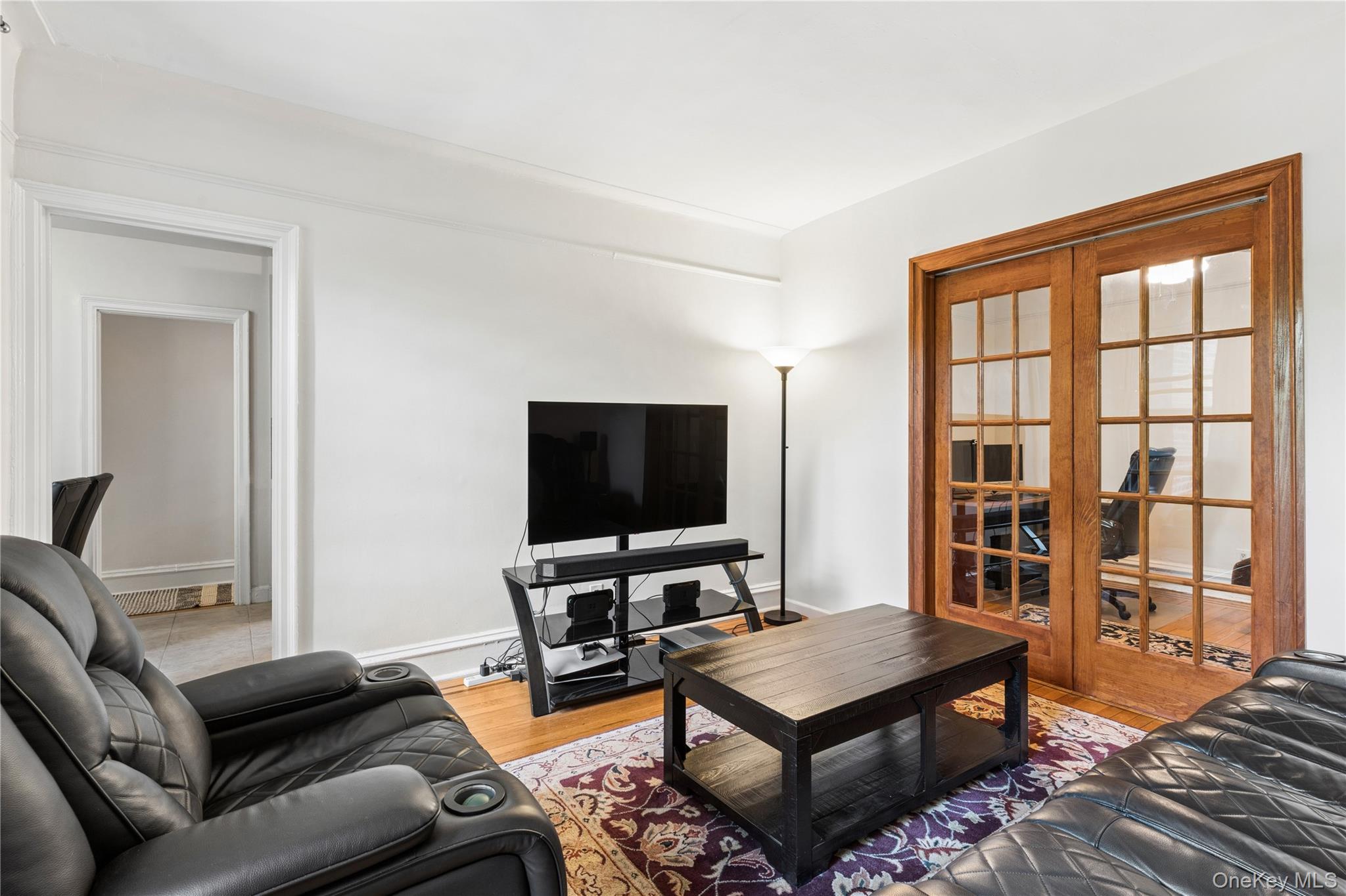 73-20 Austin Street 3o Property Photo 3