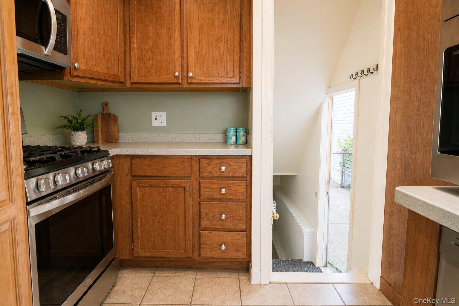 9715 133rd Avenue Property Photo 9