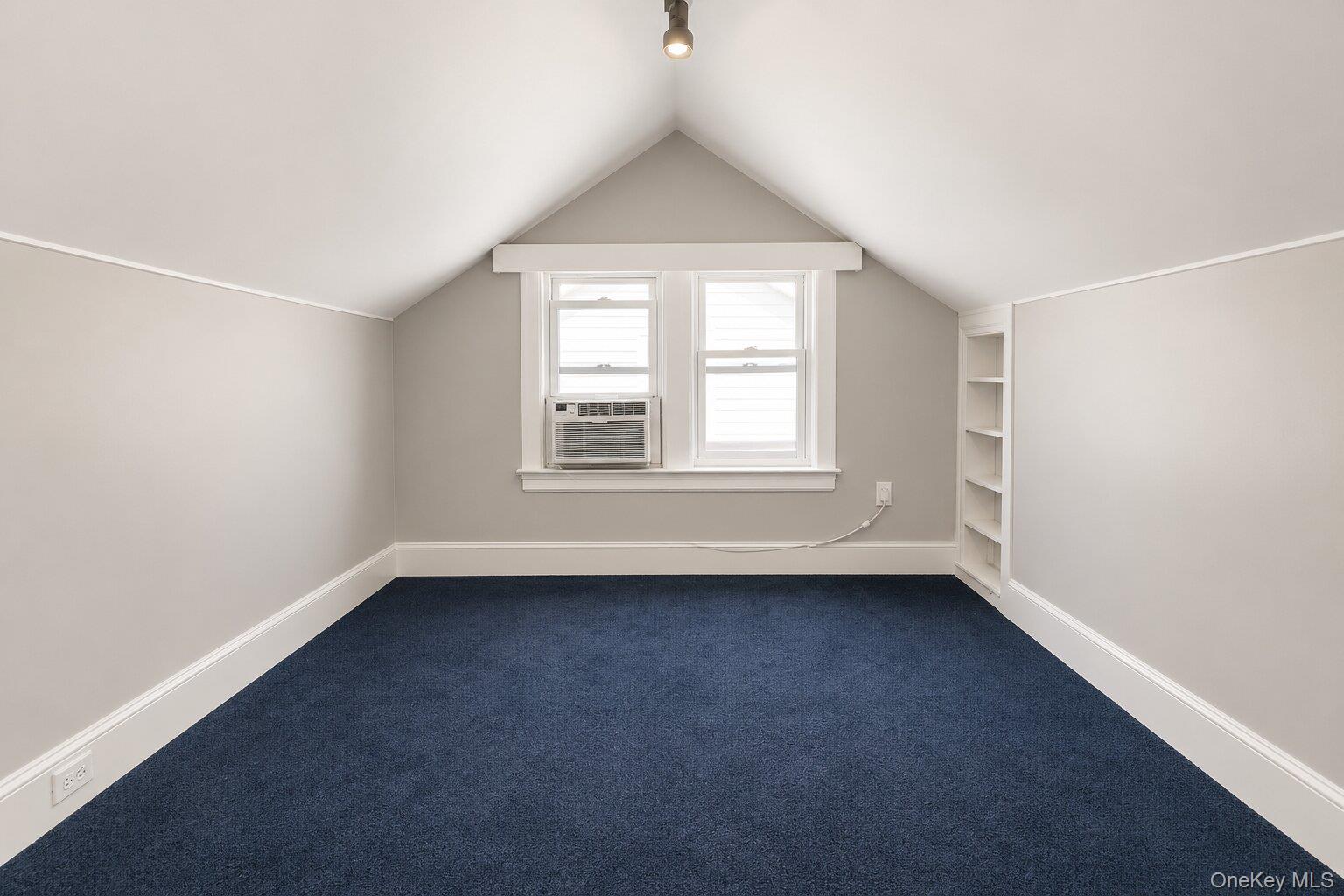 9715 133rd Avenue Property Photo 18
