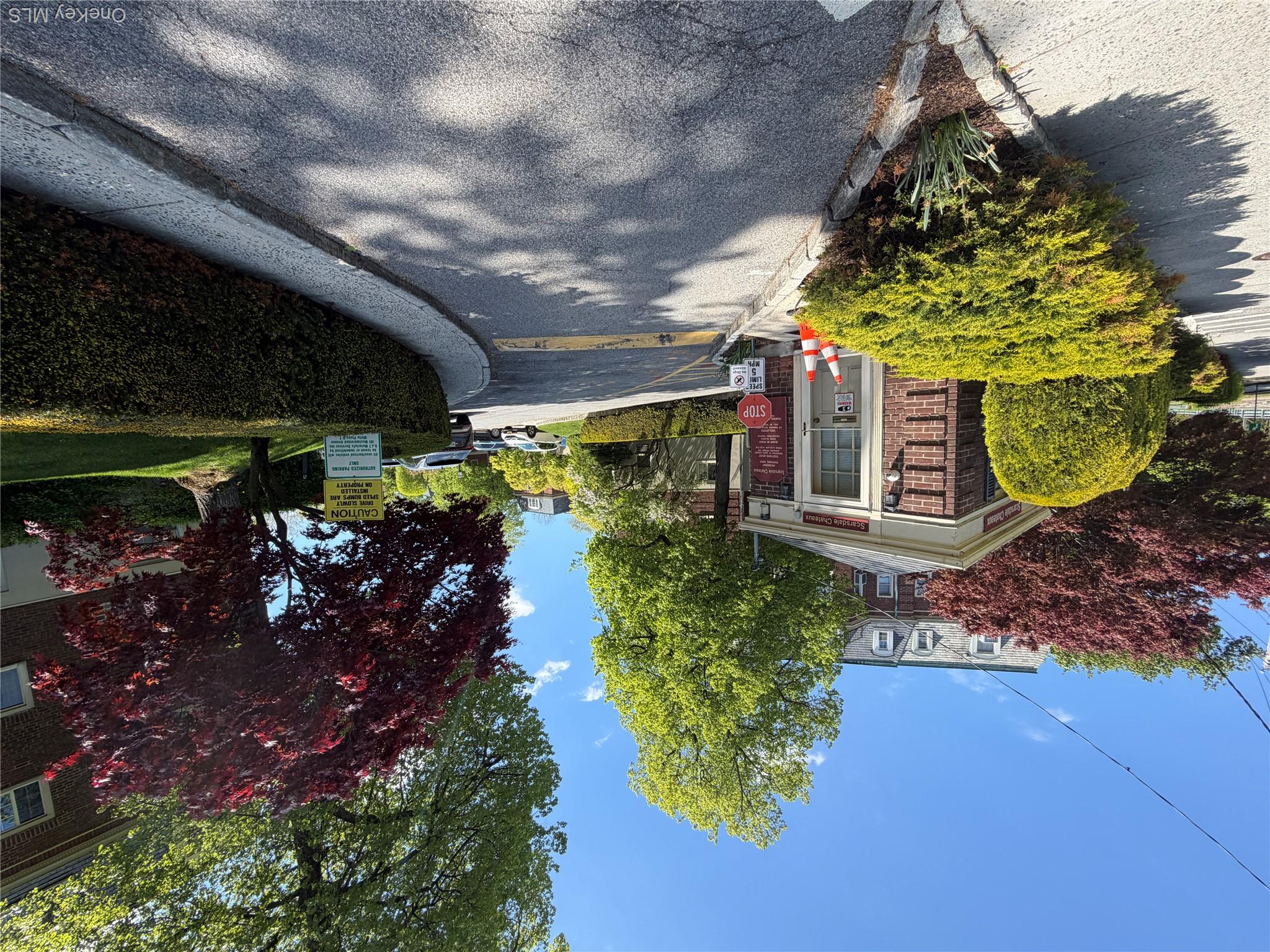 4 Chateaux Circle 4c Property Photo 17