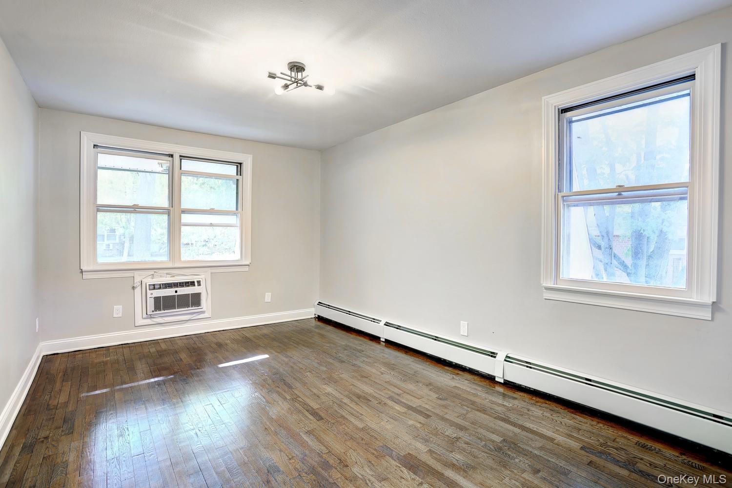 152 Kearsing Parkway E Property Photo 12