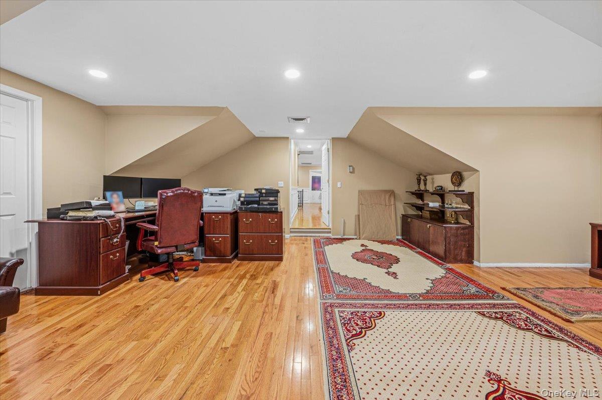 626 Caledonia Road Property Photo 25