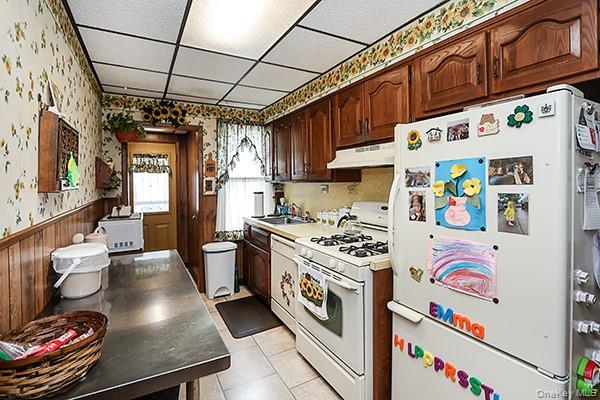 7833 74th Street Property Photo 11