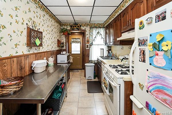 7833 74th Street Property Photo 12