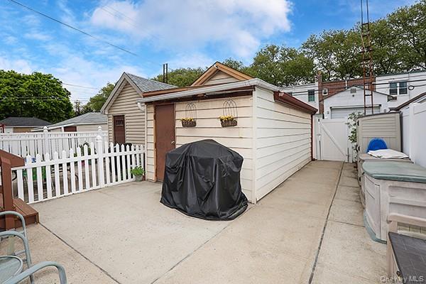 7833 74th Street Property Photo 31