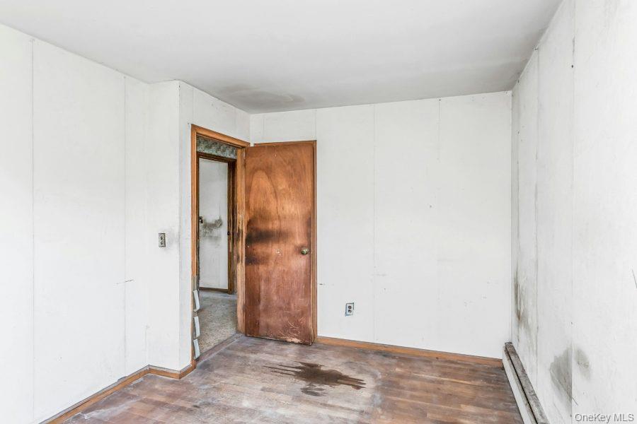 178 S Long Beach Road Property Photo 4