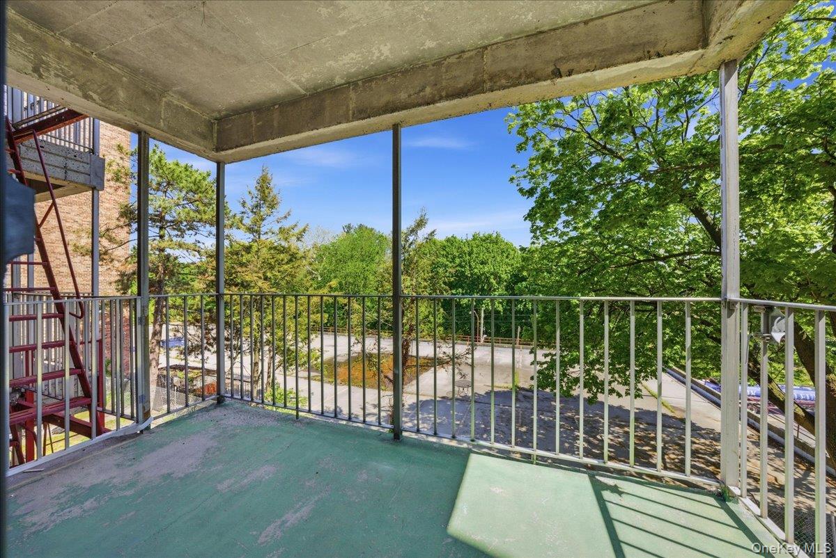 671 Bronx River Road 2f Property Photo 15