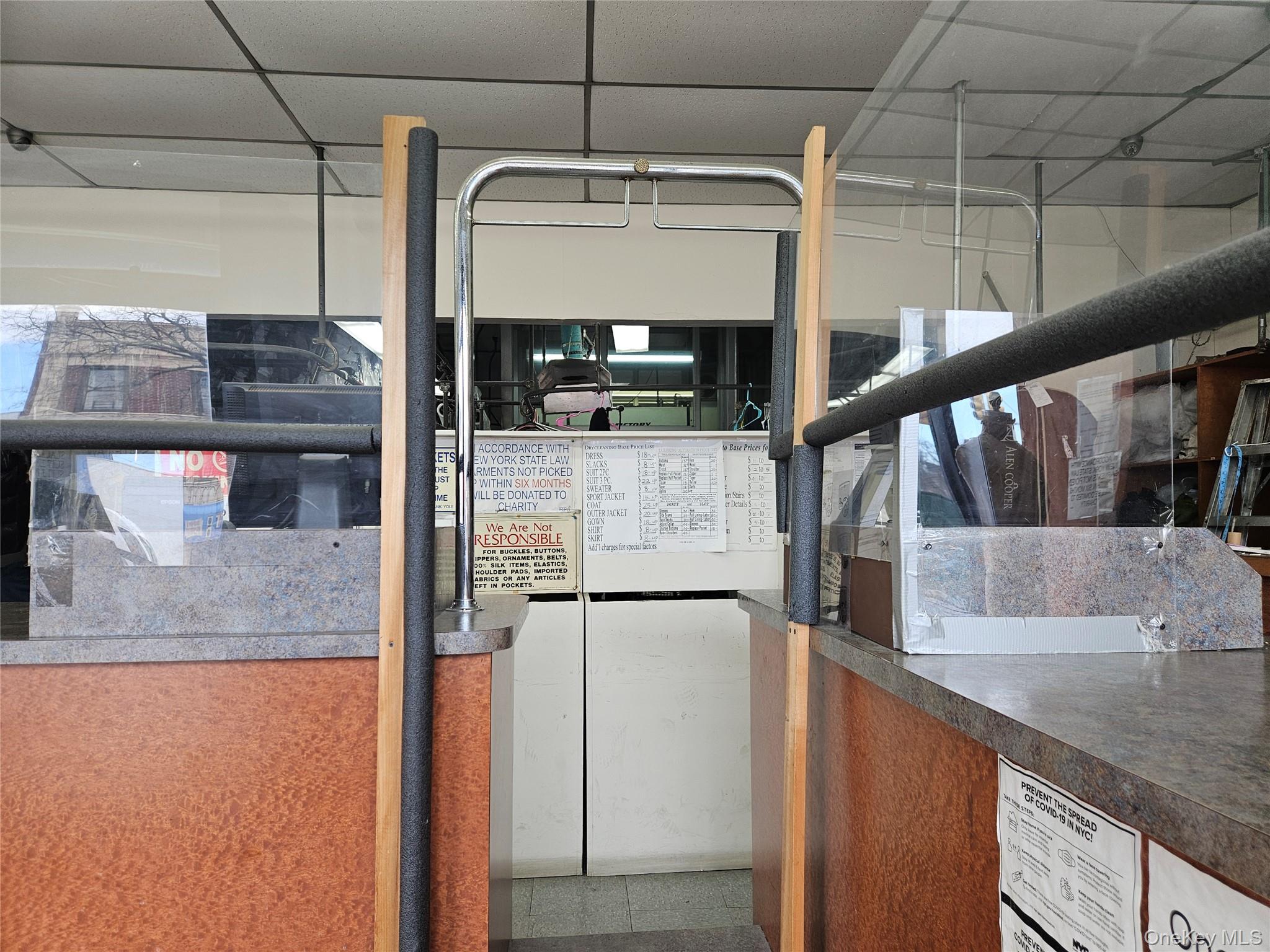 13302 Rockaway Boulevard Property Photo 3