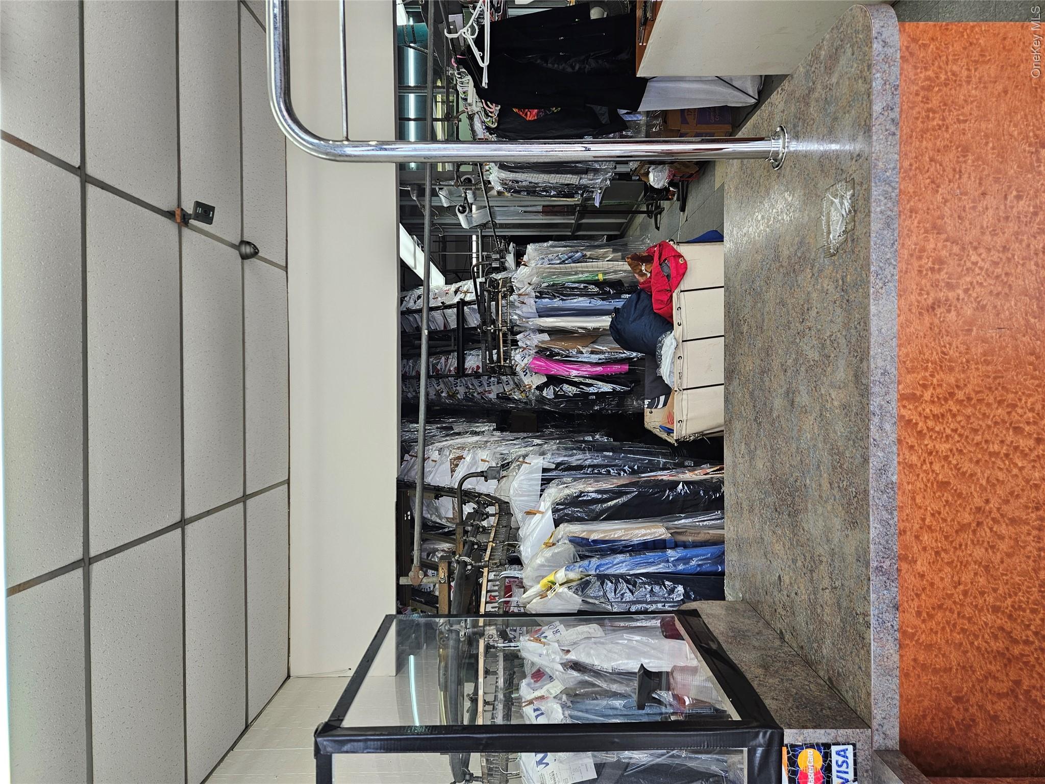 13302 Rockaway Boulevard Property Photo 4