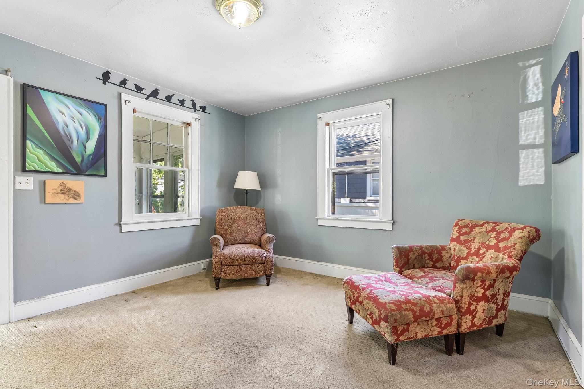 135 Winding Street Property Photo 6