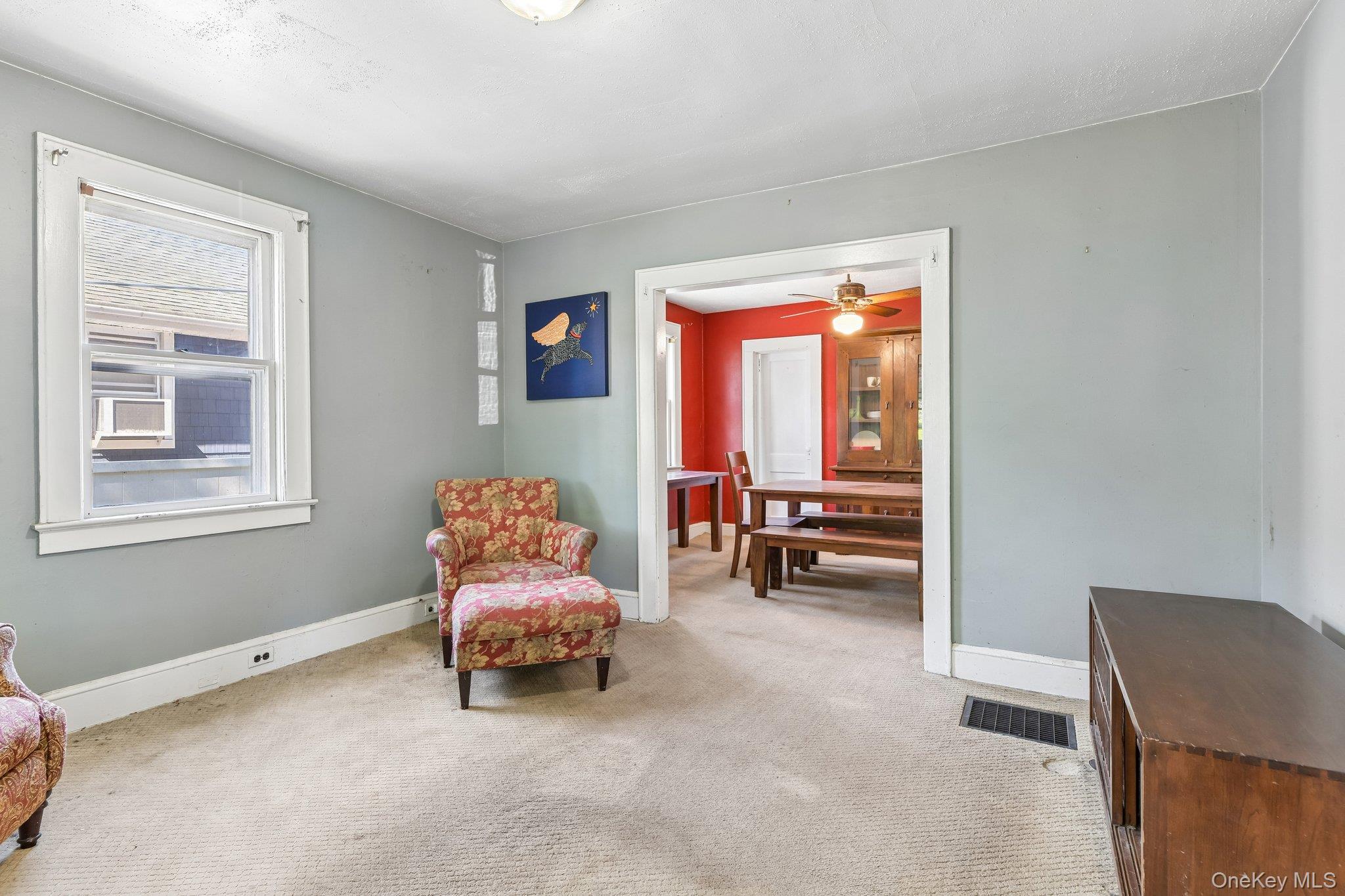 135 Winding Street Property Photo 7