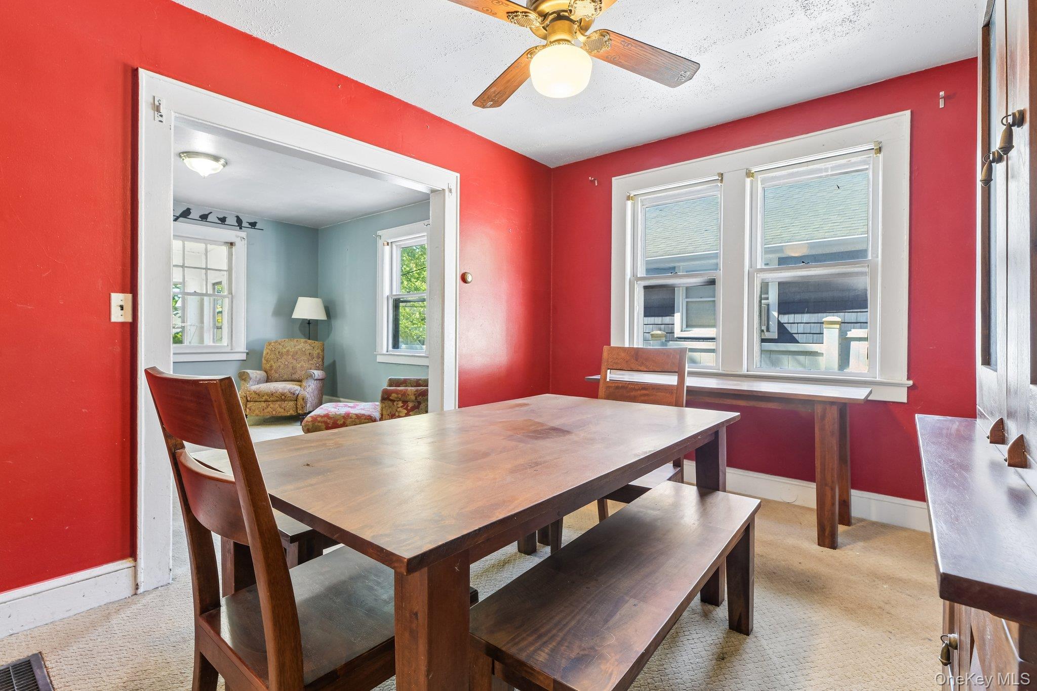 135 Winding Street Property Photo 10