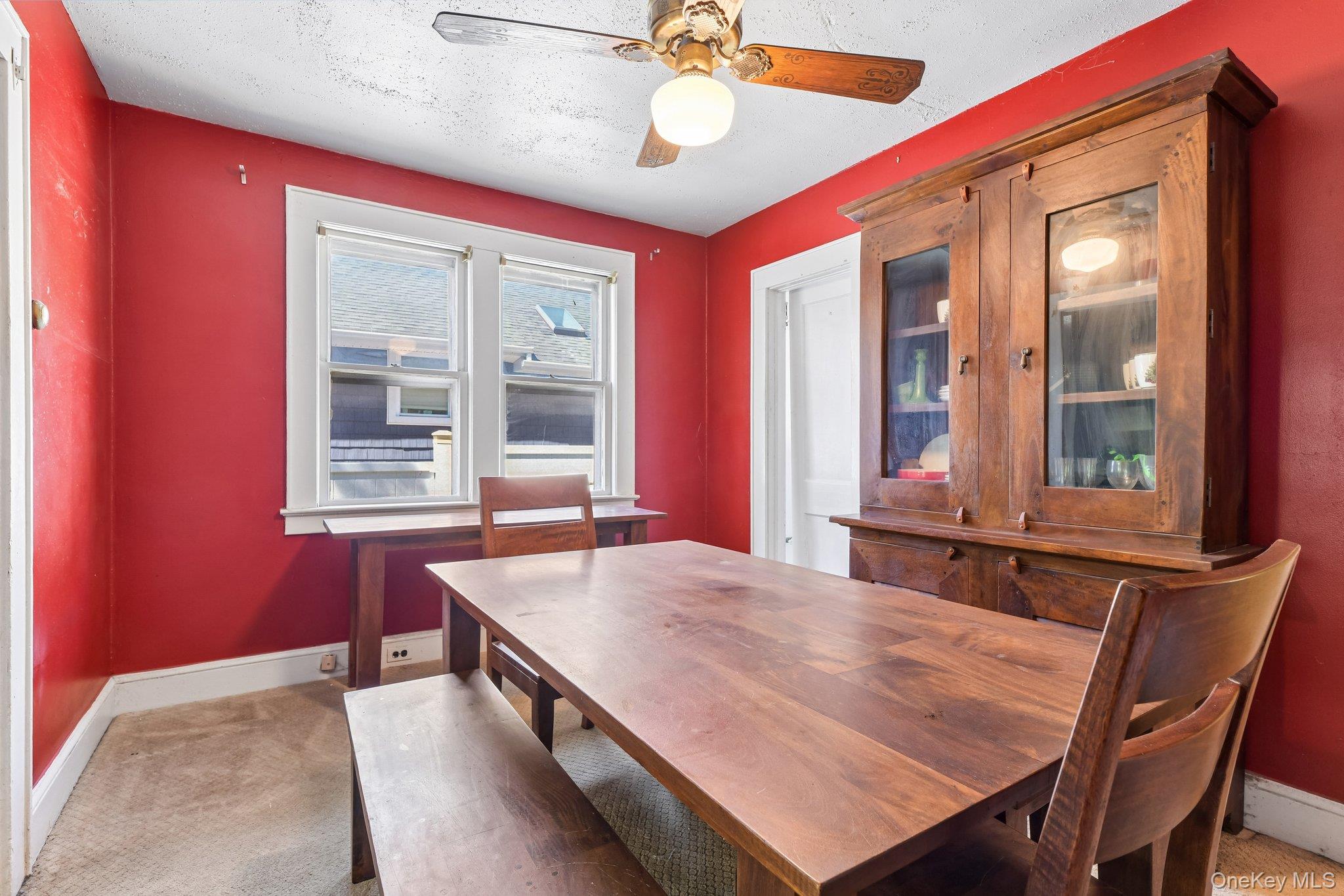 135 Winding Street Property Photo 11