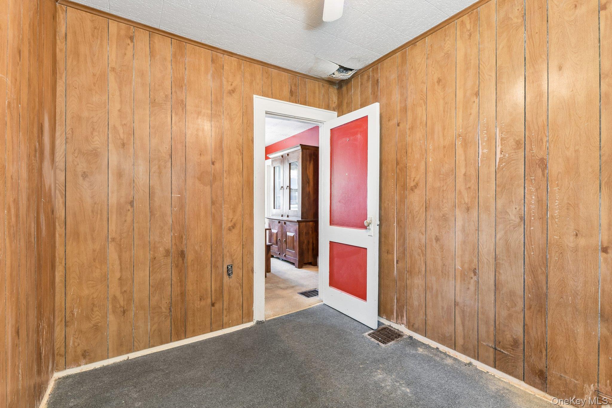 135 Winding Street Property Photo 17