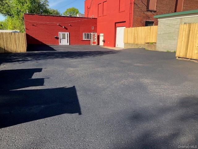 364 Washington Street Property Photo 5