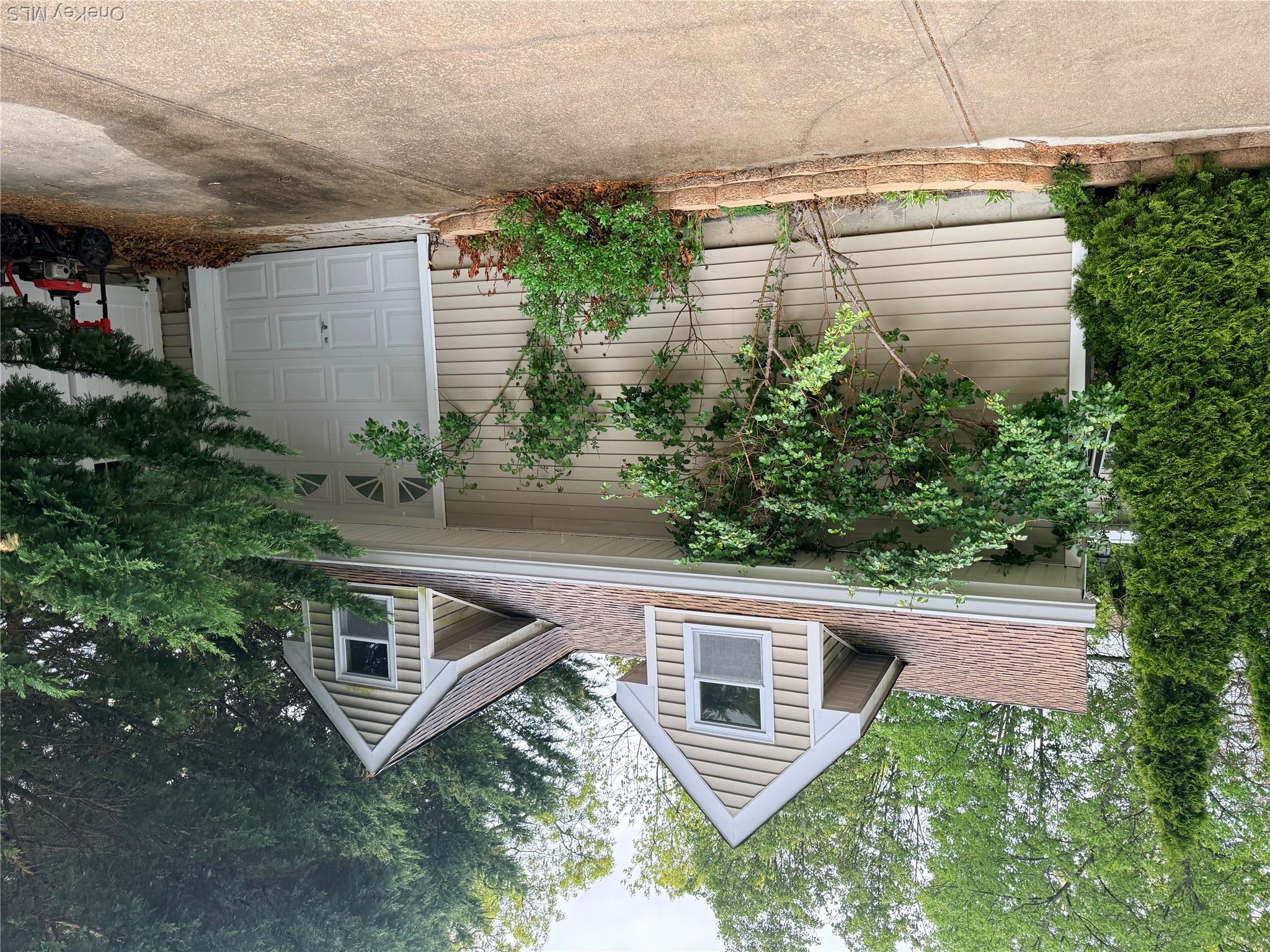 26 Long Beach Drive Property Photo 2