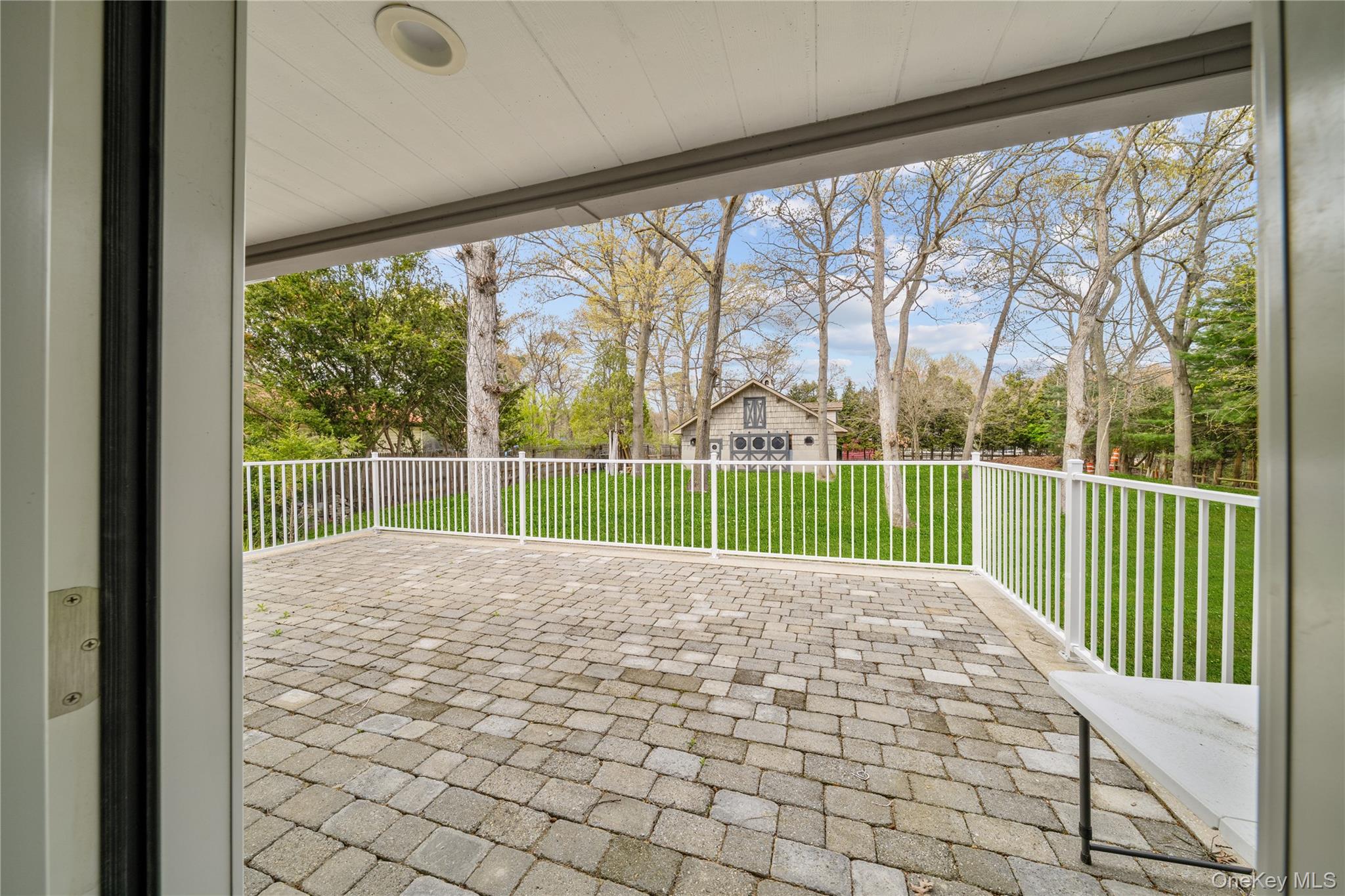 257 Southlawn Avenue Property Photo 28