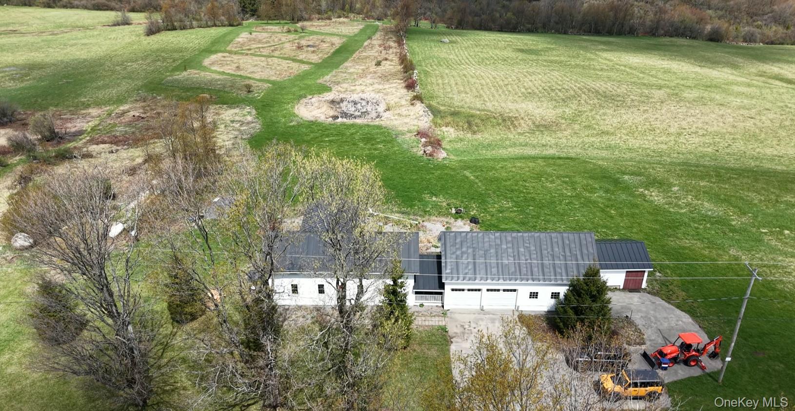 1702 Diary Hill Road Property Photo 2