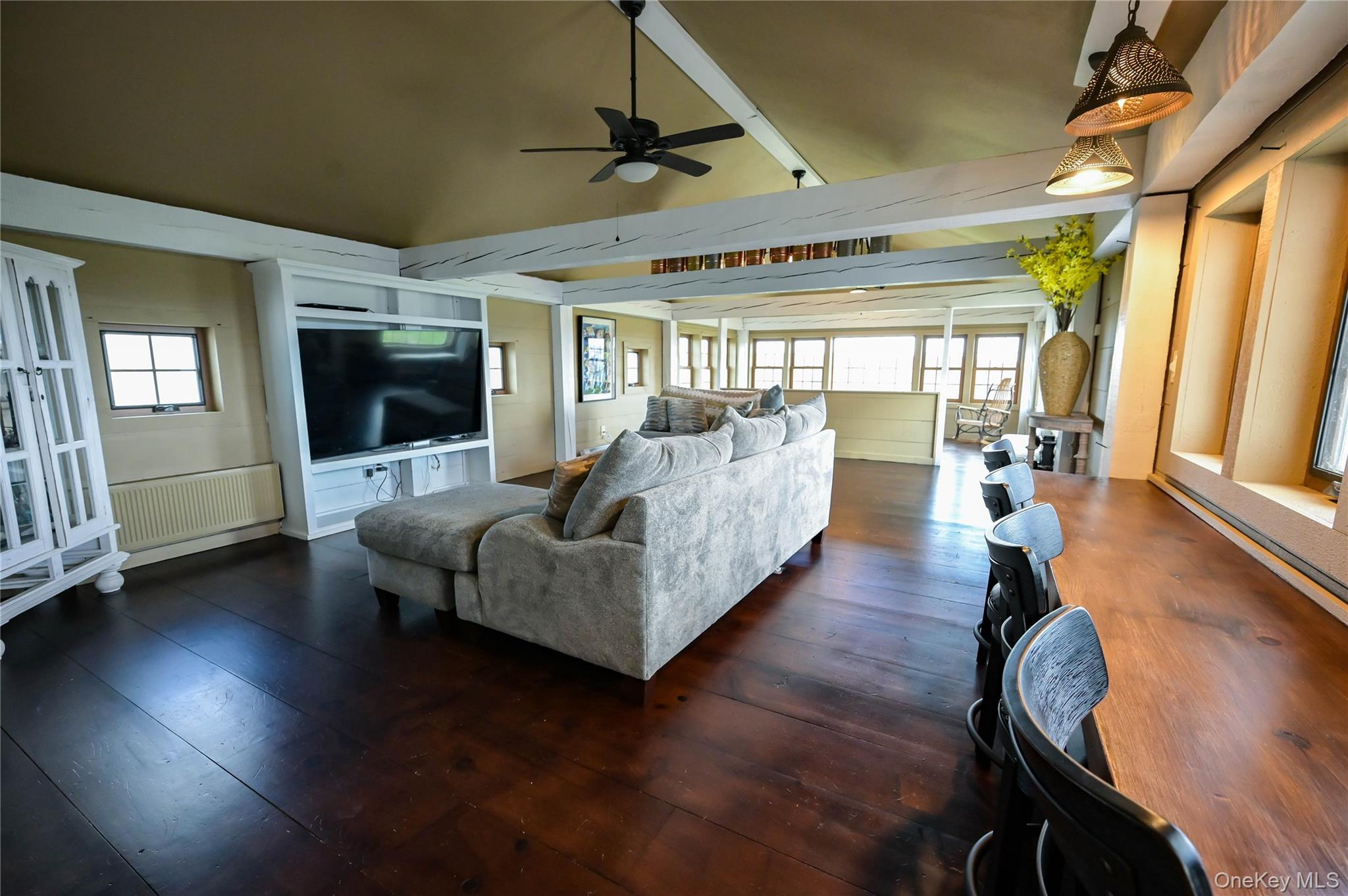 1702 Diary Hill Road Property Photo 6