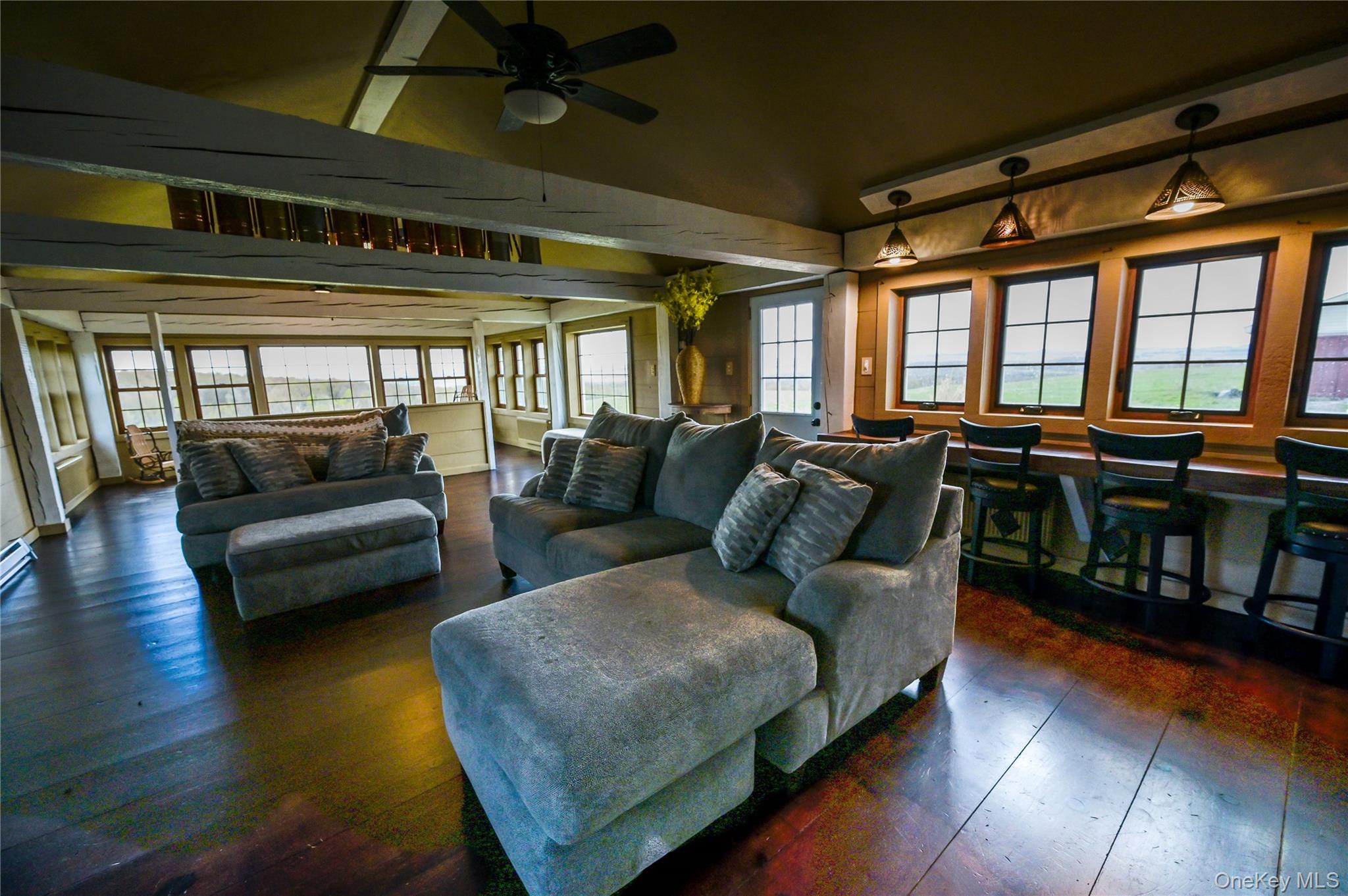1702 Diary Hill Road Property Photo 7