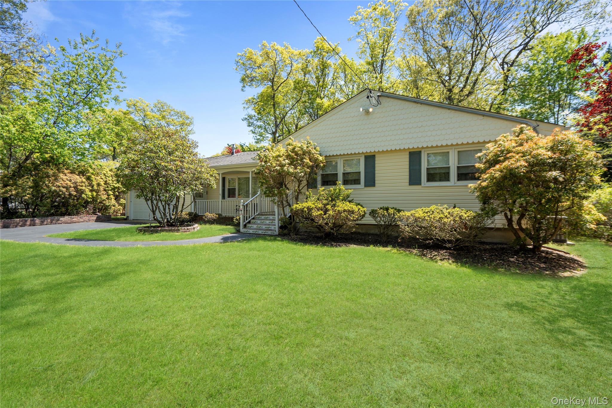 6 Canterbury Court Property Photo 4