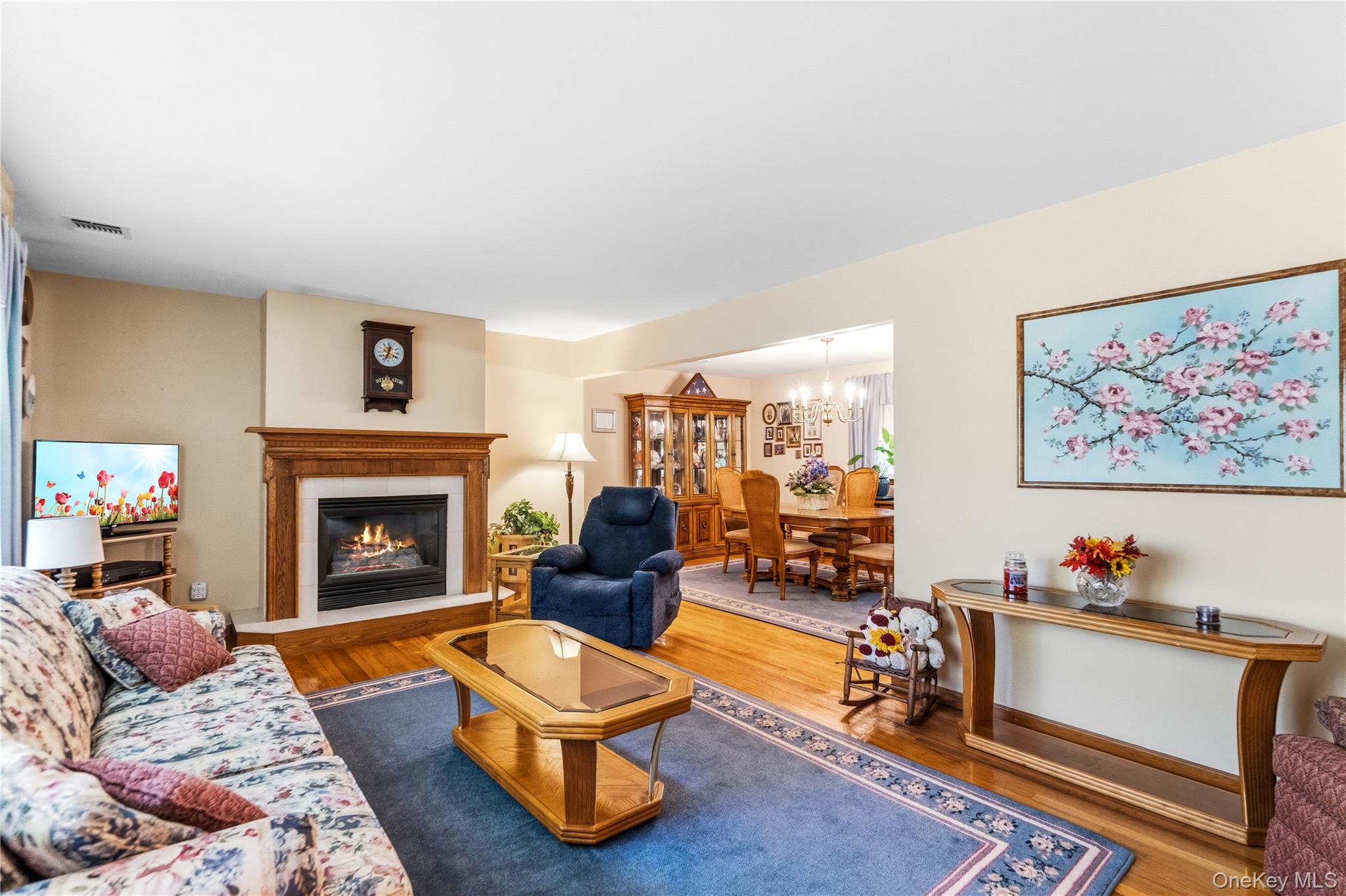 6 Canterbury Court Property Photo 6