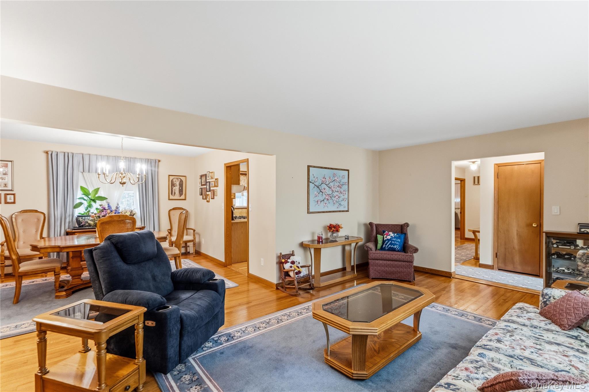 6 Canterbury Court Property Photo 9