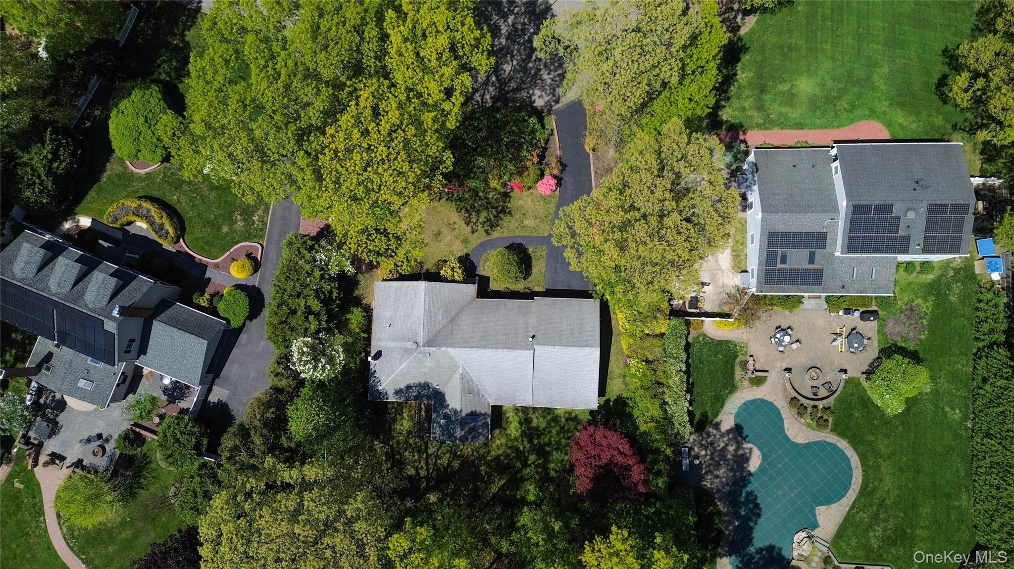 6 Canterbury Court Property Photo 39
