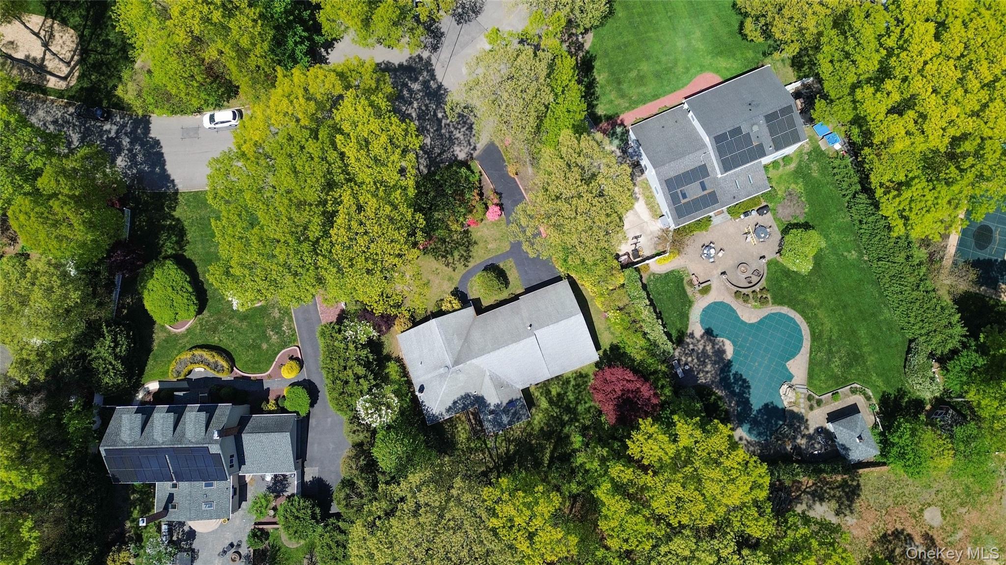 6 Canterbury Court Property Photo 40