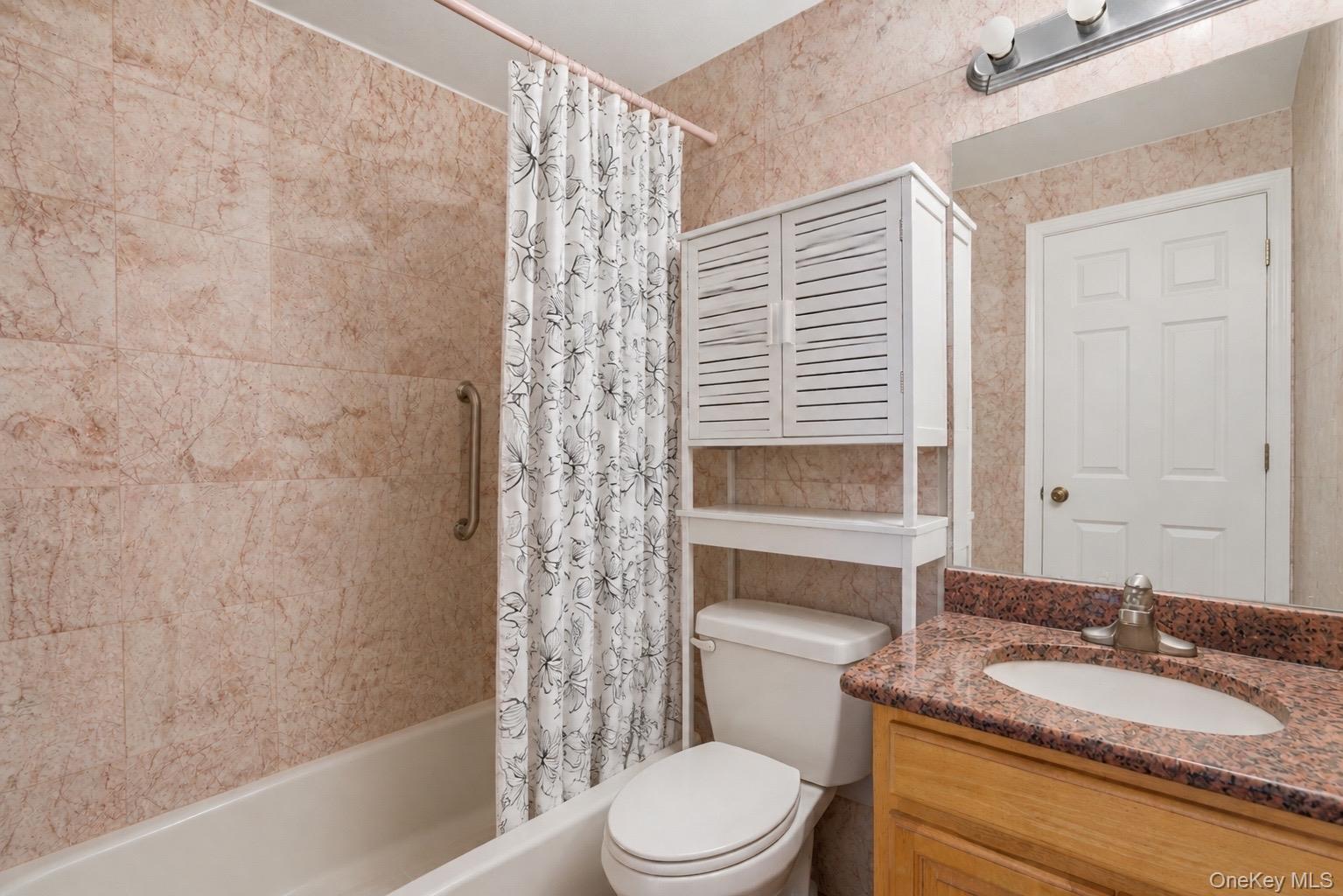 14225 37th Avenue 6b Property Photo 9