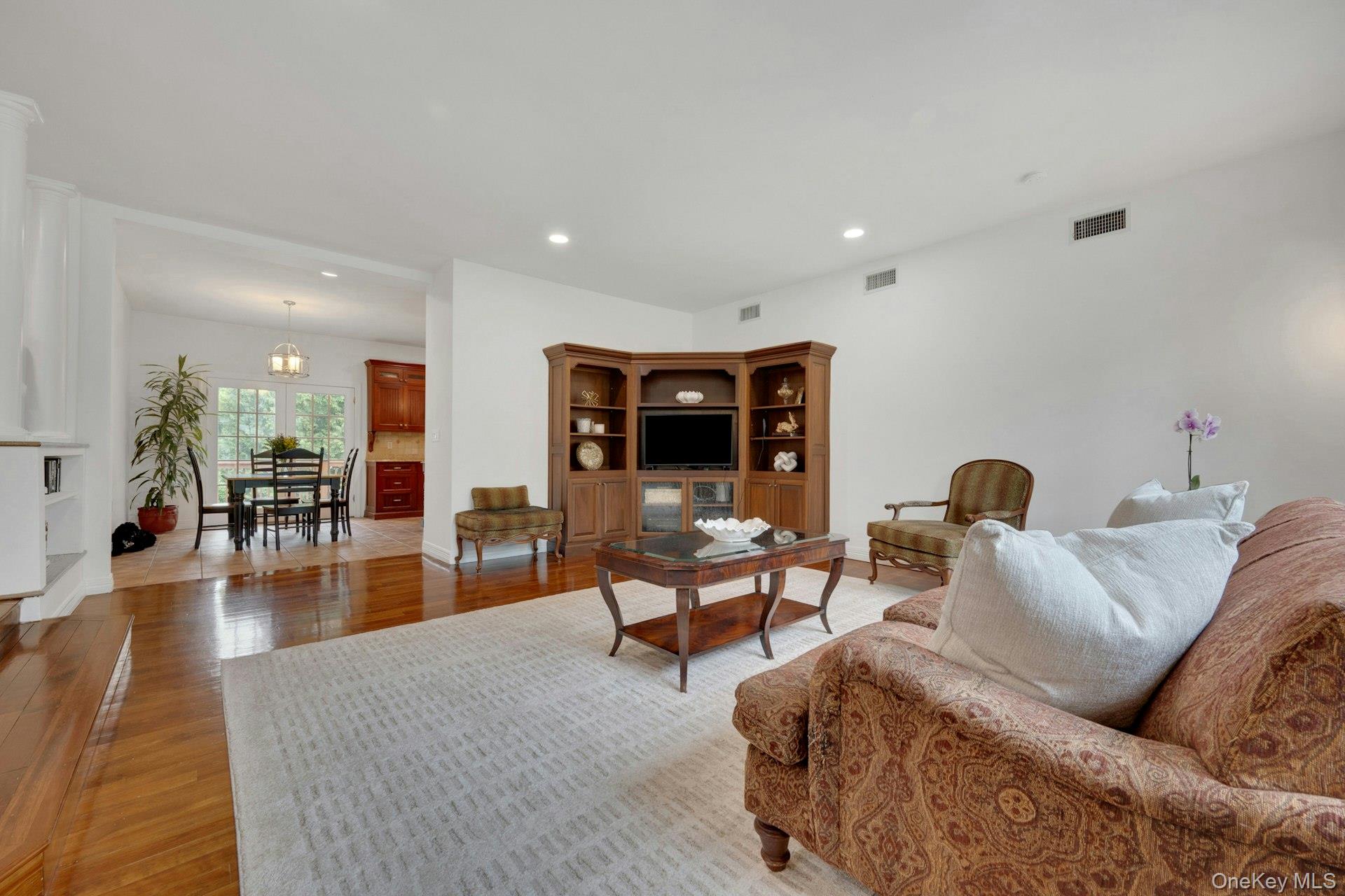 209 Glendale Road Property Photo 7