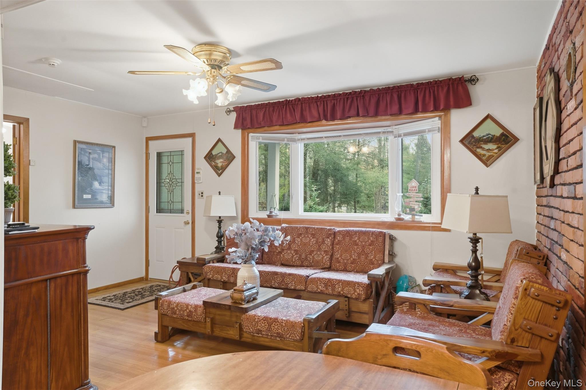 136 N Shore Drive Property Photo 9