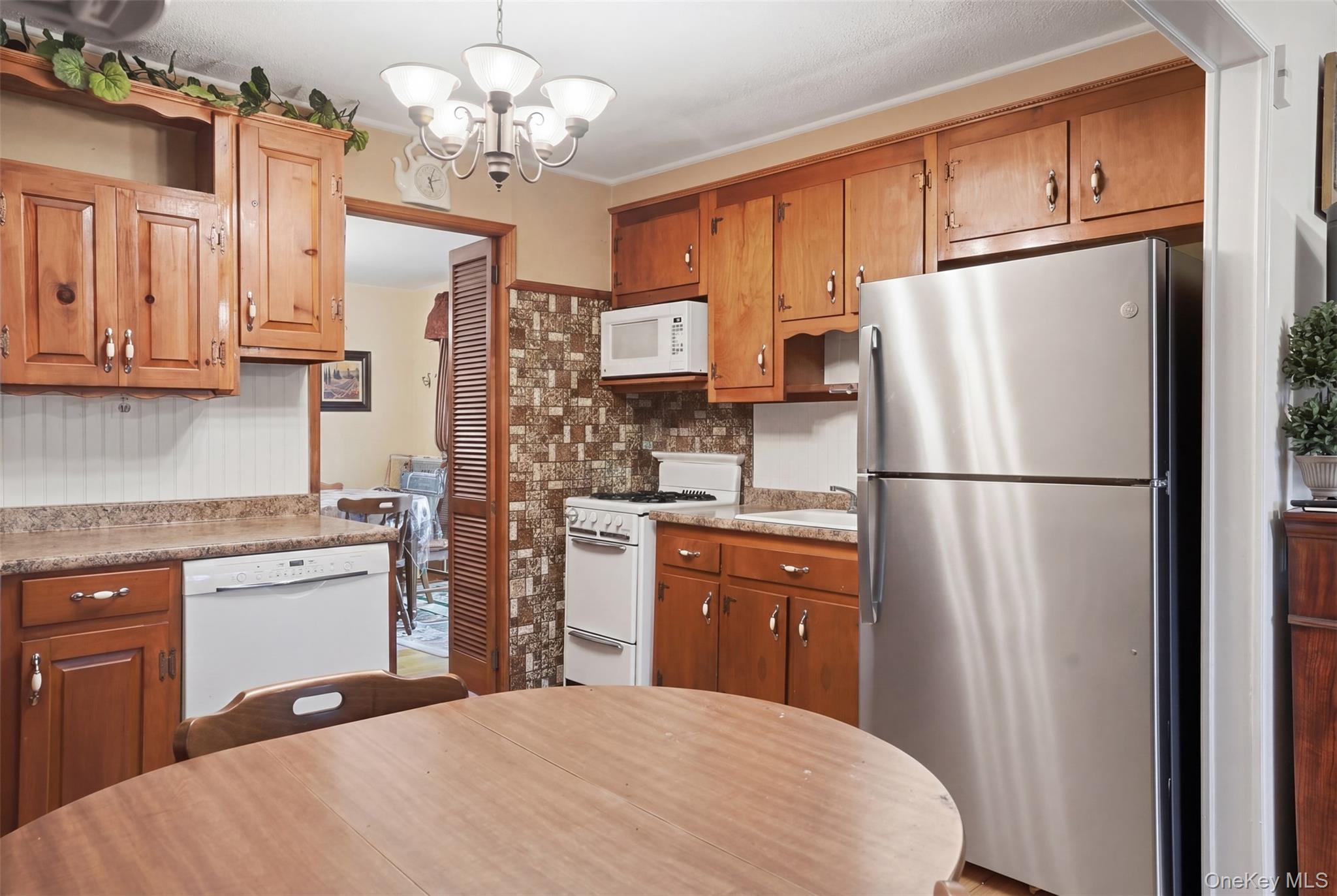 136 N Shore Drive Property Photo 13