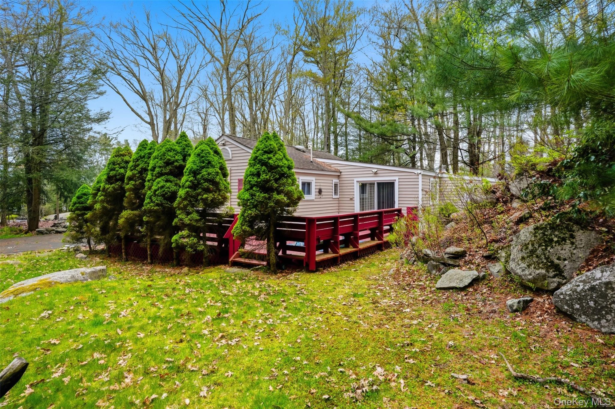 136 N Shore Drive Property Photo 23