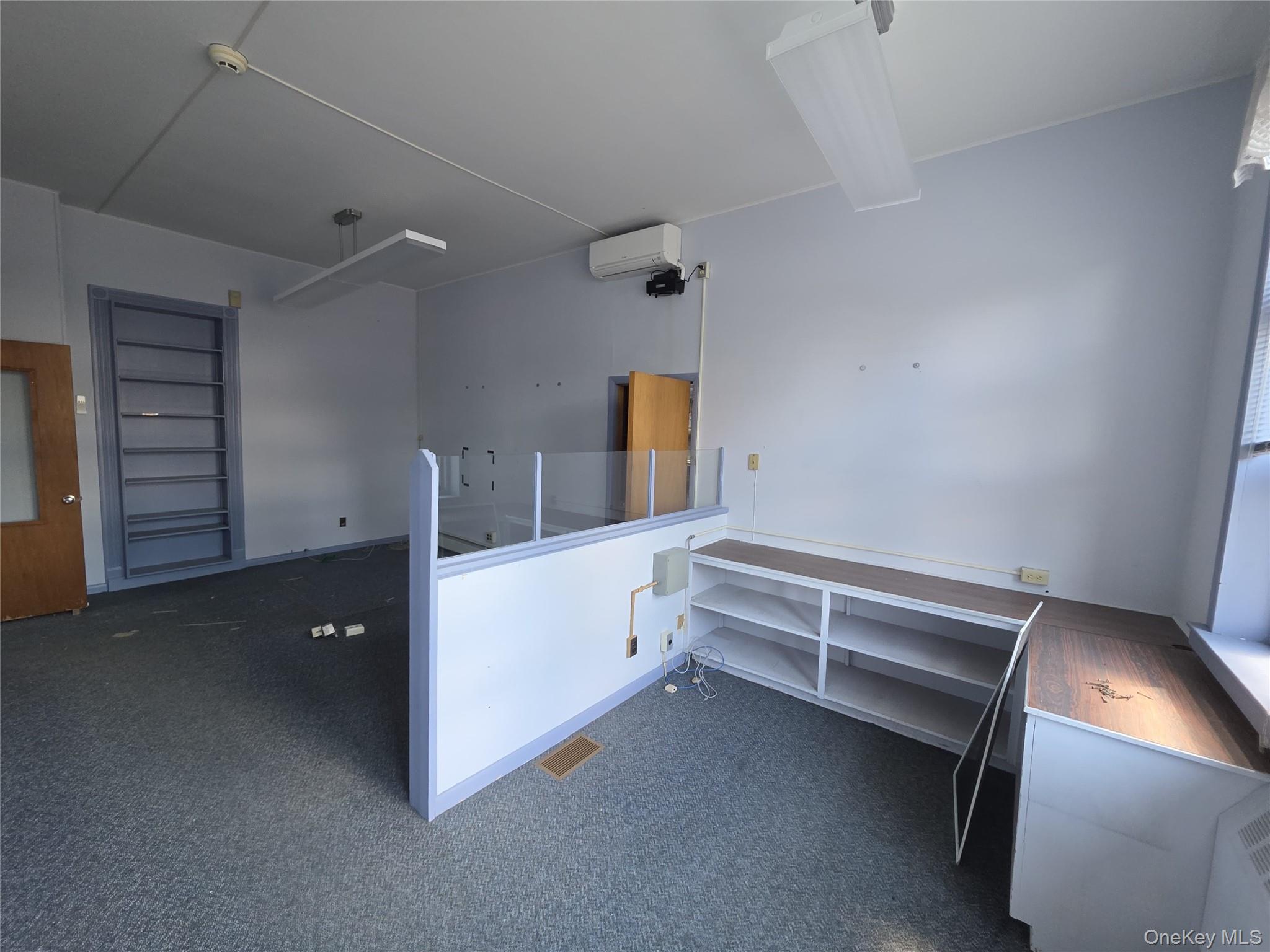 9 Thompson Street Property Photo 11