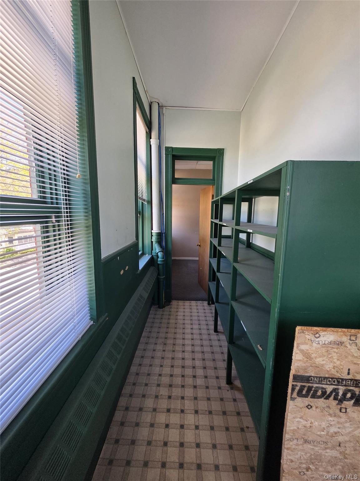 9 Thompson Street Property Photo 17