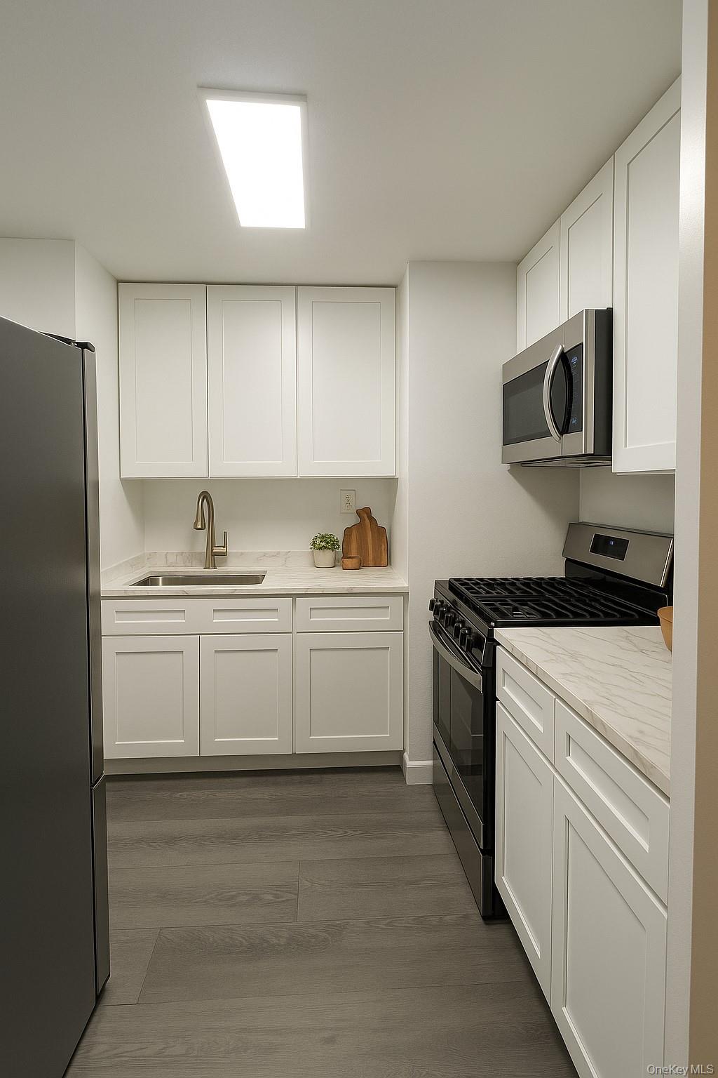 155 Ferris Avenue 11b Property Photo 5