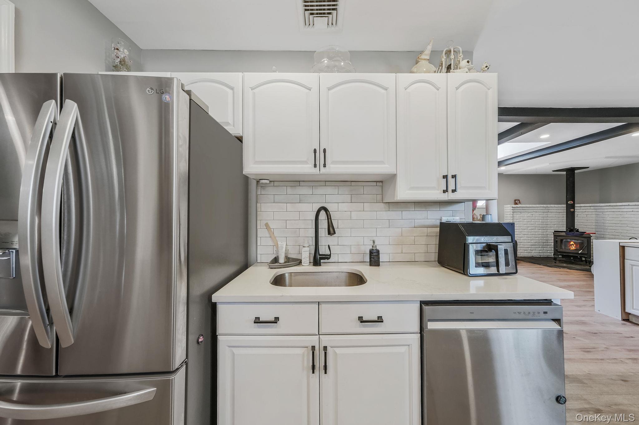 5 Oakwood Avenue Property Photo 5