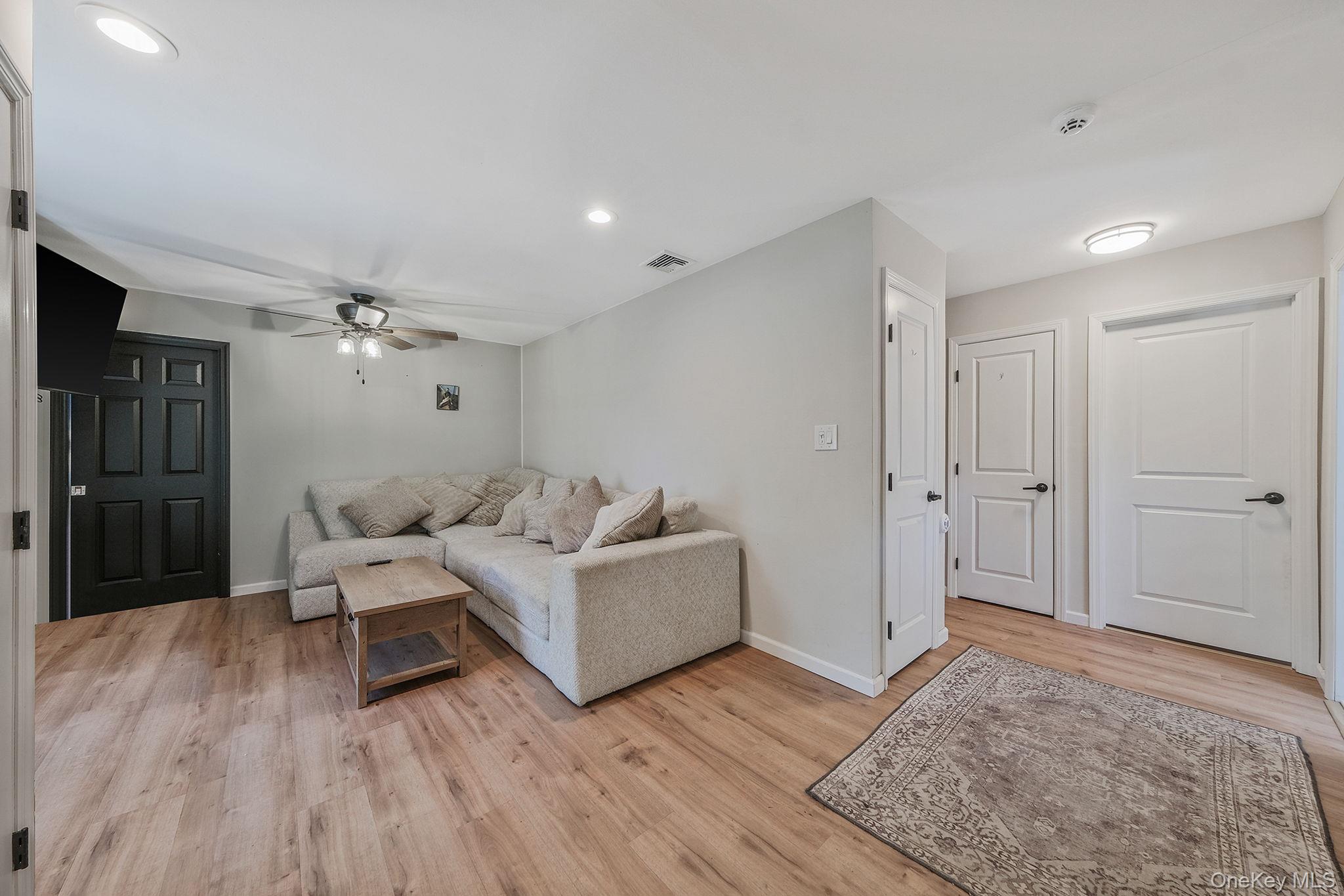 5 Oakwood Avenue Property Photo 11