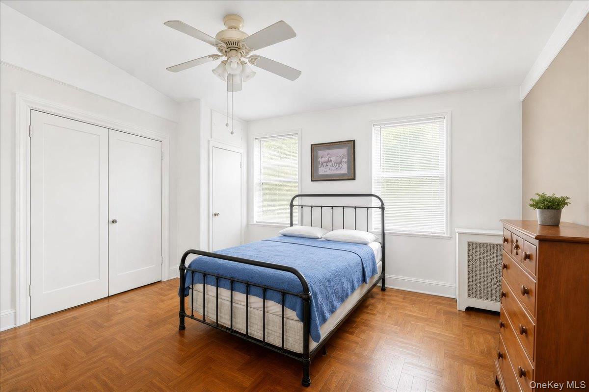 2041 Hobart Avenue Property Photo 10